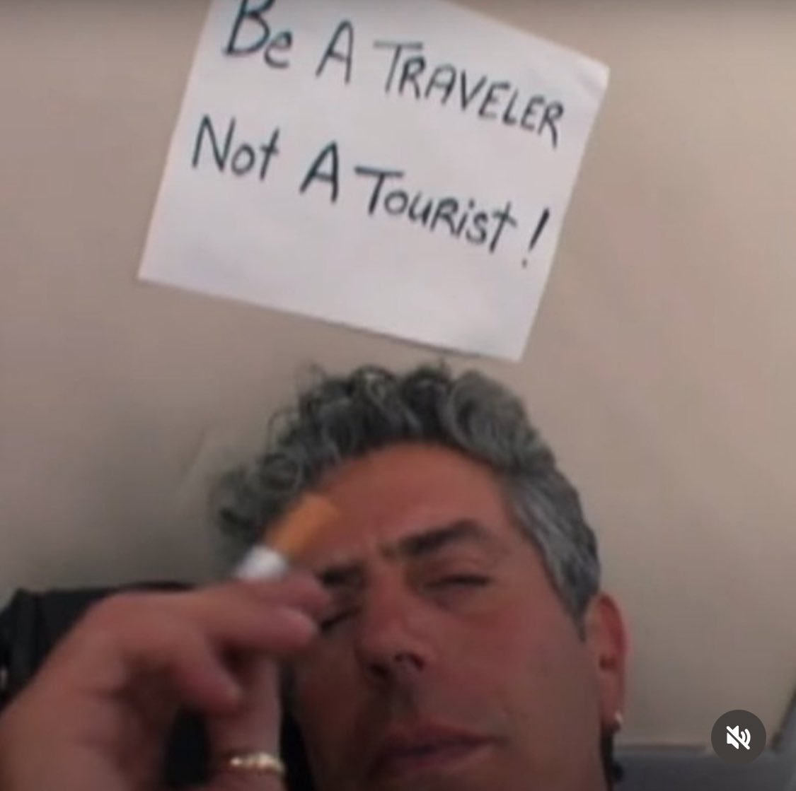 lazslice's tweet image. .