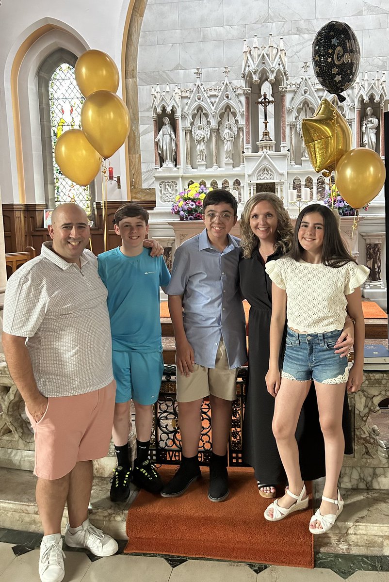 That’s a wrap on the best 5 years any family could ask for. Emilio is confident, independent and ready for college. We applaud you and thank you <a href="/StVincentsL12/">St. Vincent's School</a> you have made us all so very proud of <a href="/MeEmilio1/">Emilio Saavedra</a> xxx