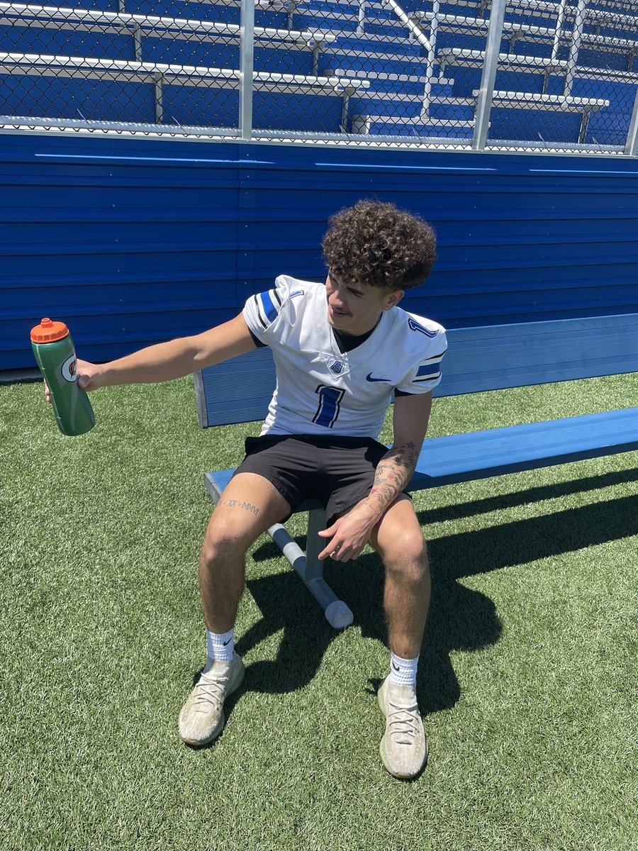 Thank you to <a href="/CoachPiasecki/">Coach Pi</a> and <a href="/AU_SpartanFB/">Aurora University Football</a> for having me on campus today! 
<a href="/RFVarsityFB/">Rock Falls Football</a> <a href="/PrepRedzoneIL/">Prep Redzone Illinois</a>