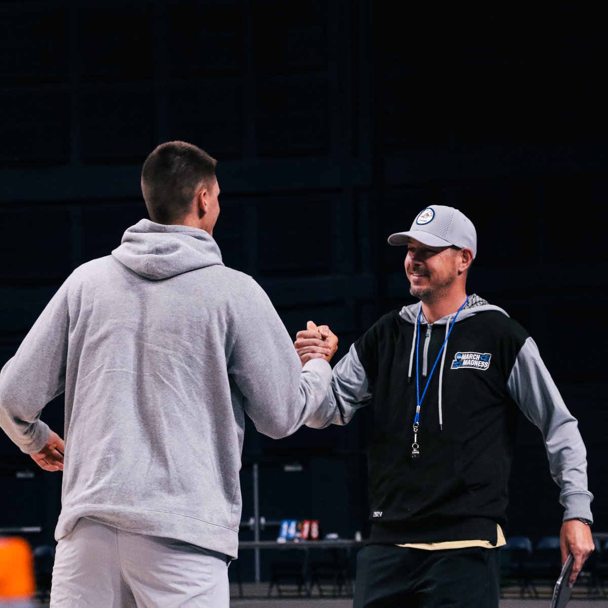 Had a visitor at workouts today 🎣🎣🎣

<a href="/johnolmsted_/">John Olmsted</a> | #GoCatsGo