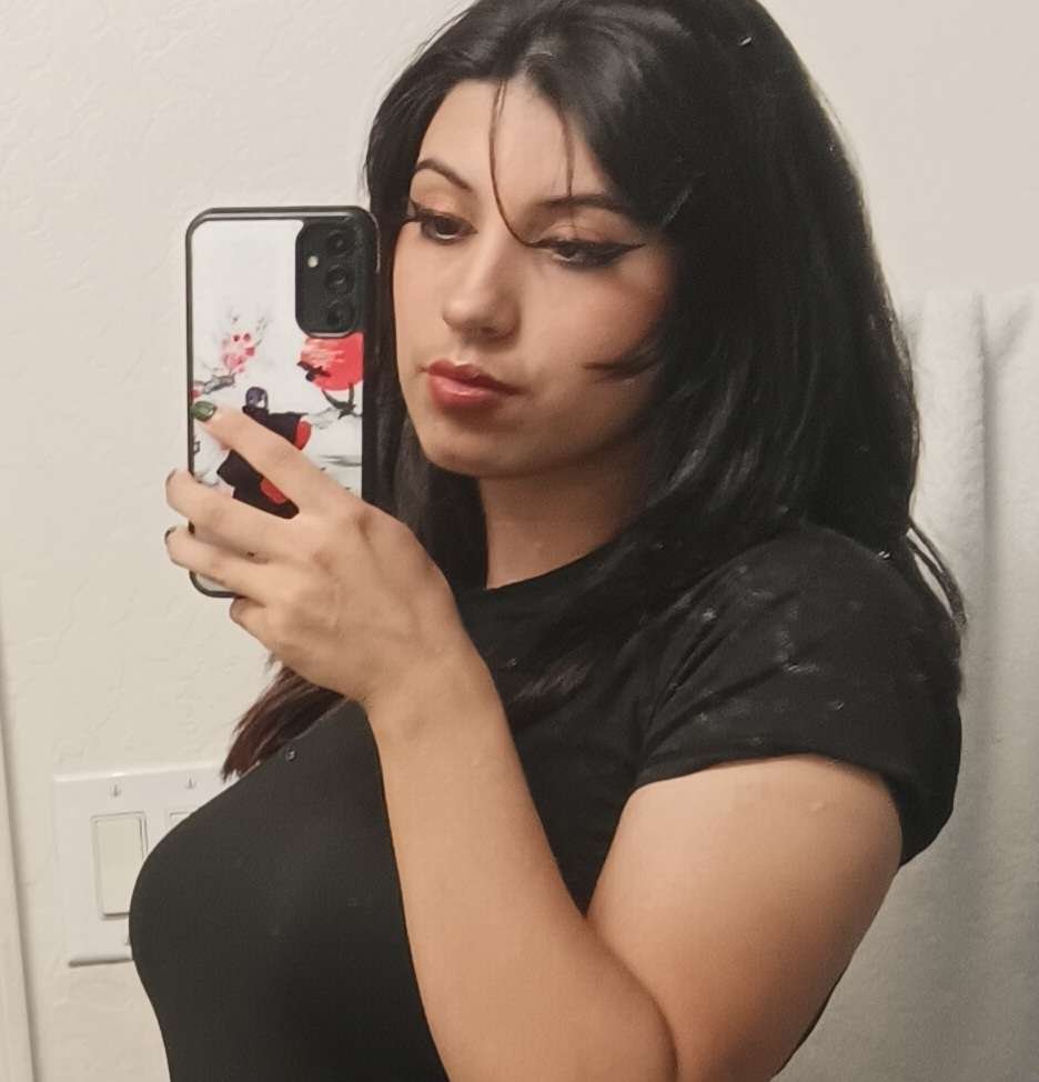 ToastedGh0sty's tweet photo. omg i took good picks of myself for once https://t.co/WMCBBJlMs4