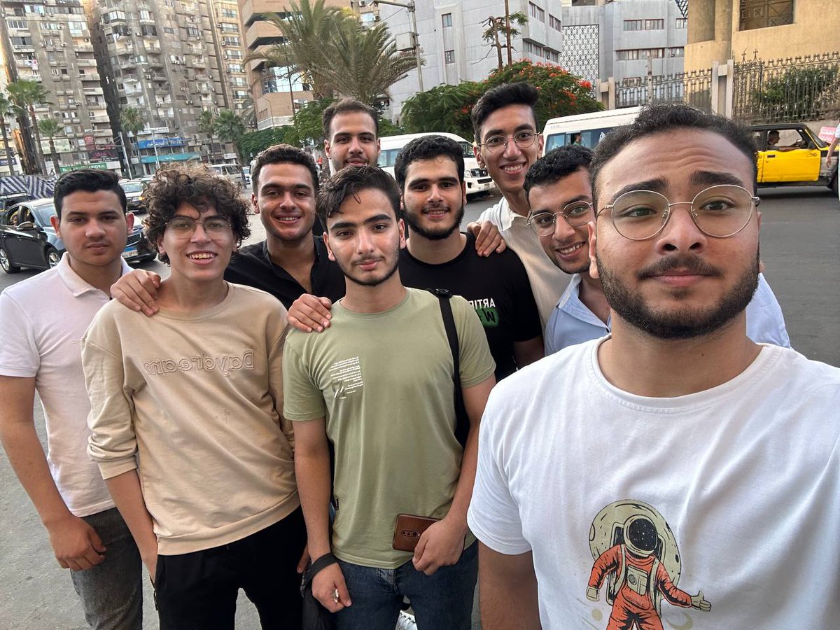 ملوك الشغلانه☝️🥰