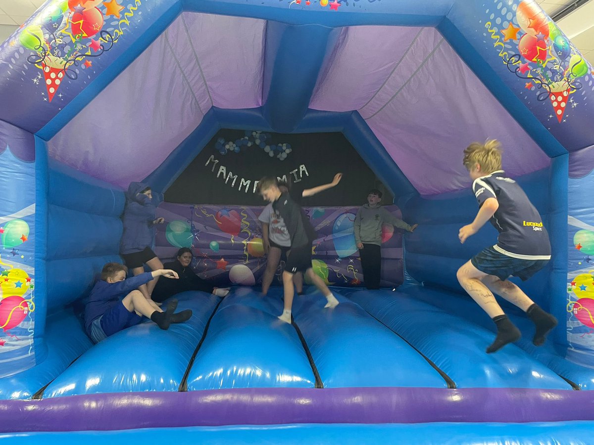 Bouncing our way to summer… #P7activityday 🏰