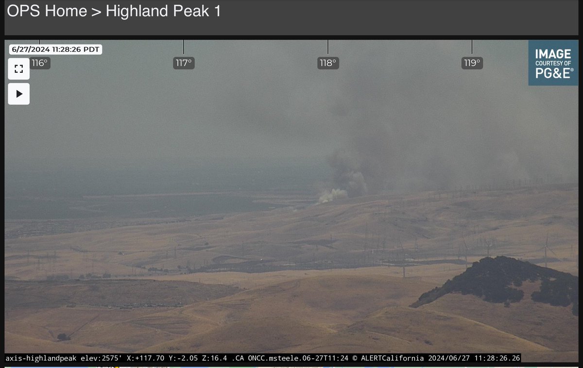 calfireSCU's tweet photo. Firefighters are battling a 5 acre fire at I-580 E X Corral Hollow Rd (San Joaquin County). #HollowFire #CALFIRESCU 
@ALERTCalifornia https://t.co/tjAlYsn6jl