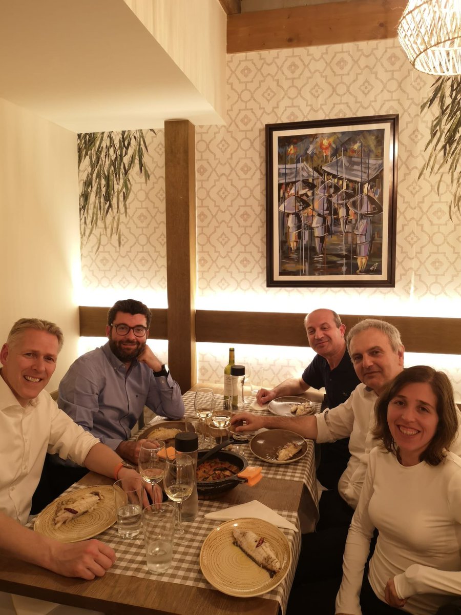 Carolina González (@carol_gonzaleza) on Twitter photo It was a great pleasure to share the dinner with these Giants of Pancreatic Surgery. What a Masterclass!!! 💪
<a href="/MarcBesselink/">Marc Besselink</a> , Safi Dokmak,<a href="/SalviaRobi/">Roberto Salvia</a> , <a href="/fabio_ausania/">Fabio Ausania</a>
#EPC2024
<a href="/EAHPBA/">E-AHPBA</a> <a href="/PancreasVerona/">Pancreas Verona</a> <a href="/hospitalclinic/">Hospital Clínic</a> It was a great pleasure to share the dinner with these Giants of Pancreatic Surgery. What a Masterclass!!! 💪
<a href="/MarcBesselink/">Marc Besselink</a> , Safi Dokmak,<a href="/SalviaRobi/">Roberto Salvia</a> , <a href="/fabio_ausania/">Fabio Ausania</a>
#EPC2024
<a href="/EAHPBA/">E-AHPBA</a> <a href="/PancreasVerona/">Pancreas Verona</a> <a href="/hospitalclinic/">Hospital Clínic</a>