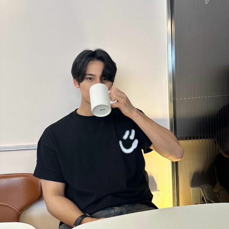 OnlyWafflePie's tweet photo. "𝚂𝚄𝙶𝙰𝚁 𝙳𝙰𝙳𝙳𝚈 𝟽" 🔞

MîngyûJa3hyûn3ûnw0o x Male OC

• MINORS/NON-SHIPPERS DNI
• BULONG RESPONSIBLY
• CENSOR IDOL'S NAME WHEN QRTING
• READ AT YOUR OWN RISK
• STRICTLY DO NOT DM ME FOR BULONG

Hint:
-> 7 letters, 1 word, english, lowercase
https://t.co/fvyP6vi2sm https://t.co/rhABONG5LP