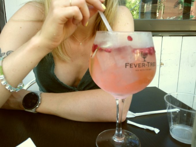 obsessed with the camp snap https://t.co/4lgmBWFimk