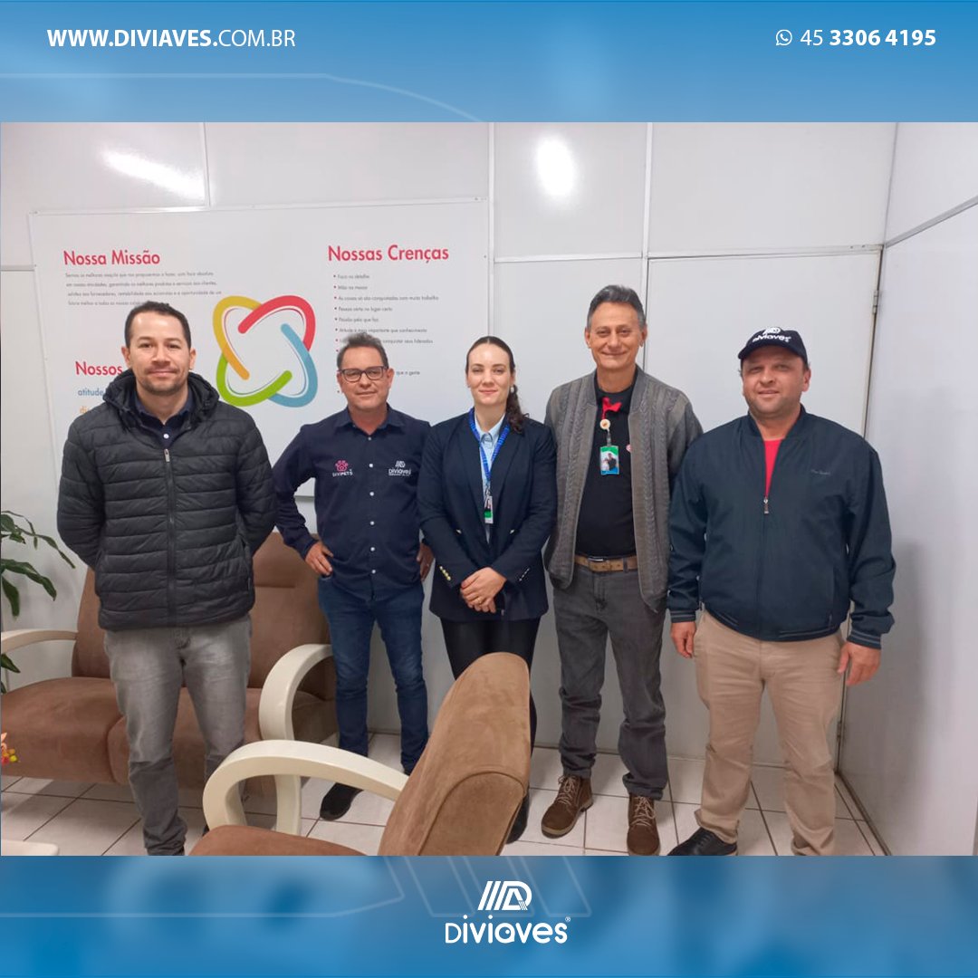Uma comitiva da Diviaves esteve na JBS/Seara de Itapiranga (SC) em busca de novos projetos e soluções para avicultura. Em breve novidades!
