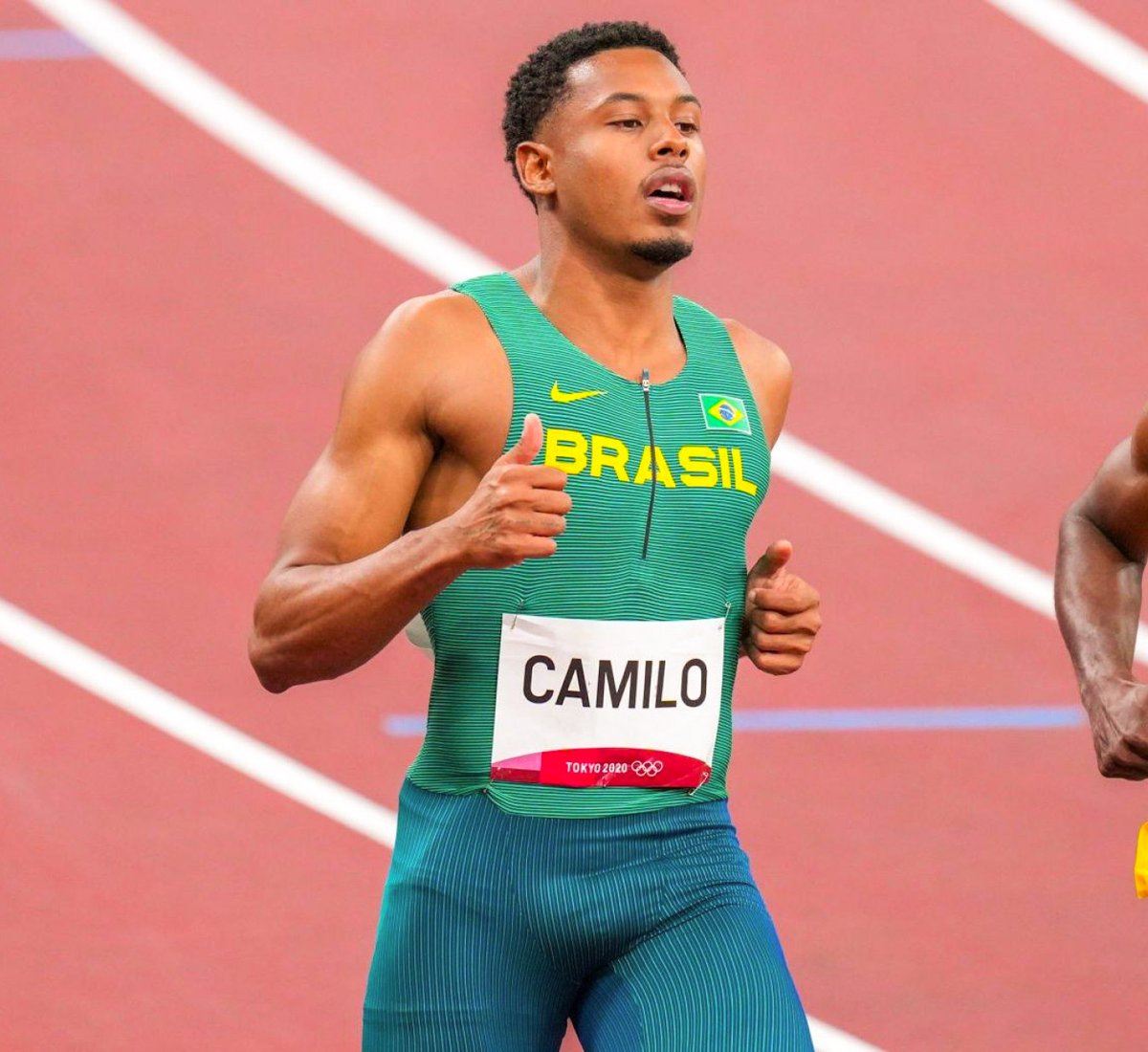 TrackGazette's tweet image. Paulo André Camillo 🇧🇷 powered to a Season's Best (SB) of 10.12s (0.0), qualifying fastest for the men's 100m final at the Brazilian Athletics Championships!

Felipe Bardi won his semifinal in 10.23s (-1.4), while Hygor Gabriel Bezerra ran 10.32s (-1.9) to win the last semi.