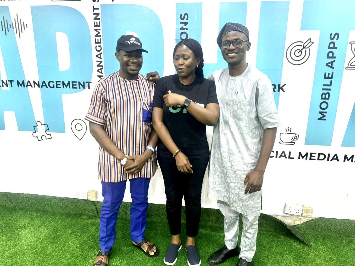 assw_ng's tweet photo. Empowering Nigerian students with digital skills! We Met with @SaphitalDigital in Abuja to strengthen our partnership. Together, we're bridging the digital gap & developing the next generation of leaders! #ASSW #SaphitalDigitalAcademy #DigitalEmpowerment #NigerianStudents https://t.co/Hjgg6wMP2a