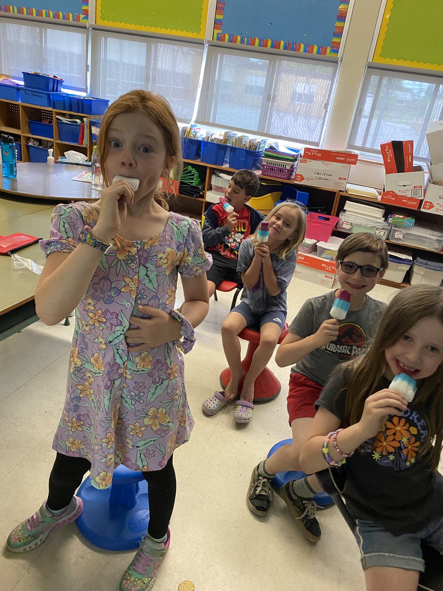 Mme Adamson tweet media