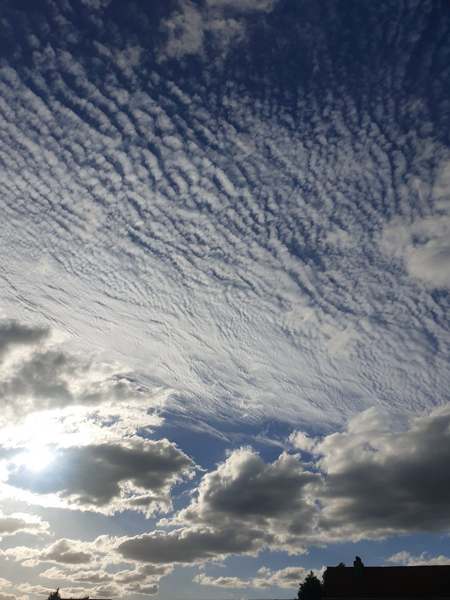 Nice bit of cloudage on my way home.