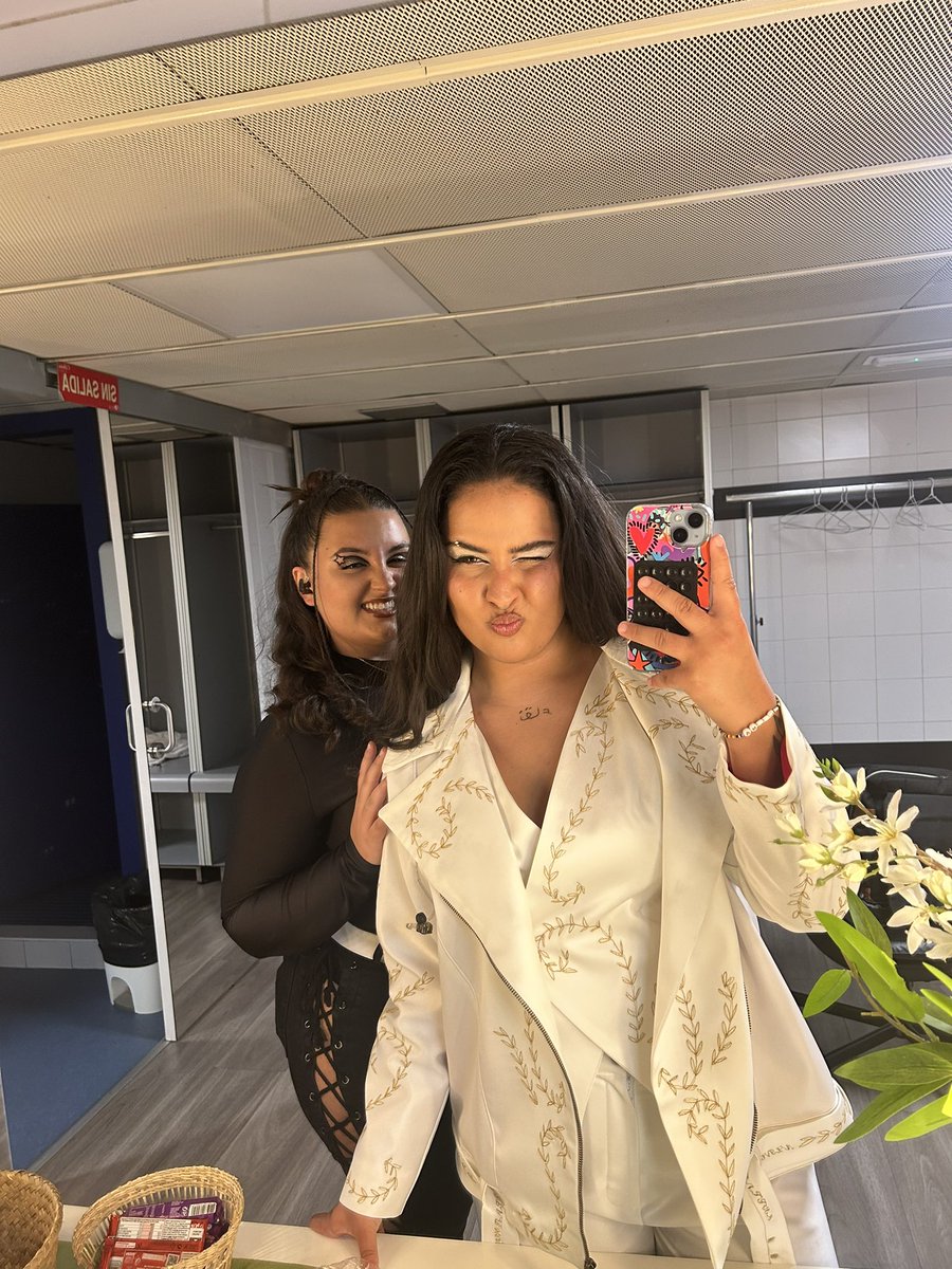 Salma (@salmaotoficial) on Twitter photo 