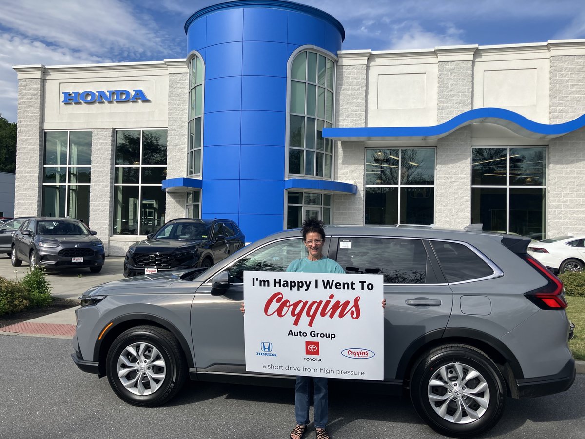 CogginsHonda's tweet image. Denise replaced her 16-year-old CR-V with this beautiful 2025 😍 congratulations and enjoy!!

#cogginshondaofbennington #southernvt #berkshirecounty #cogginsautogroup #honda #hondagang #deals