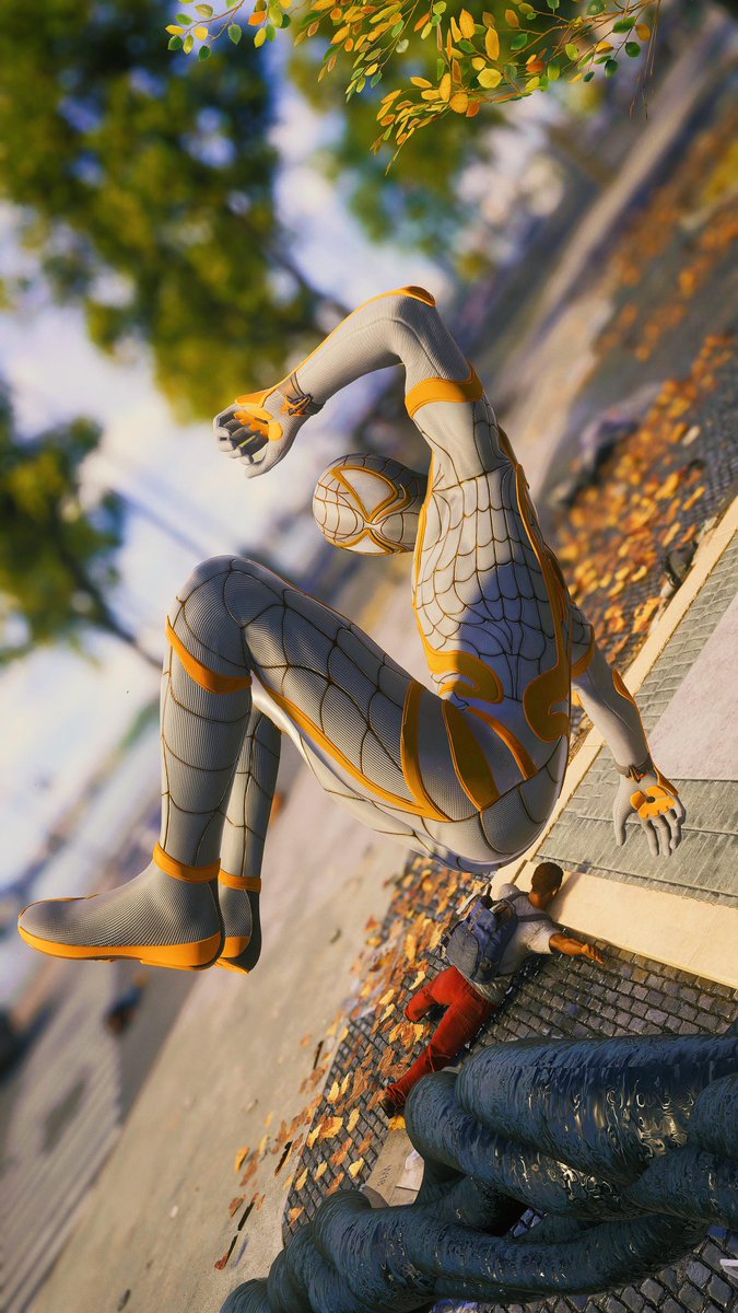 lucaslu_ckli's tweet photo. @insomniacgames Best suit ever https://t.co/8m6FRtx5kq