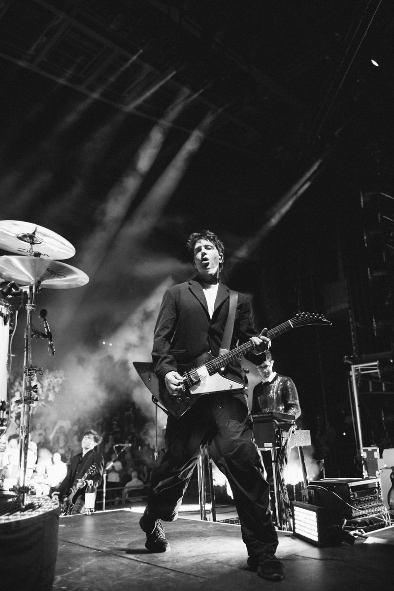 ThirdEyeBlind's tweet photo. R E D  R O C K S 🎸

📸 IG: @quinnmb https://t.co/t6WTSaZQtw