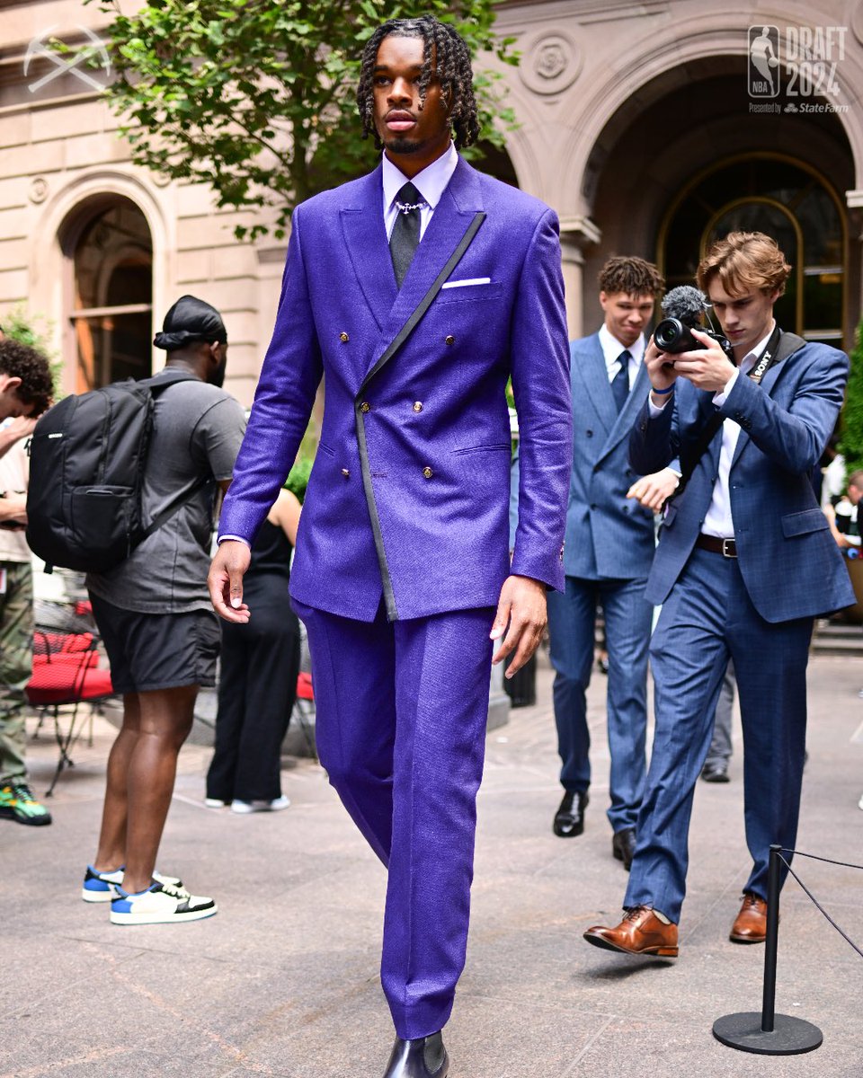 nuggets's tweet image. The meaning behind the suit 💜