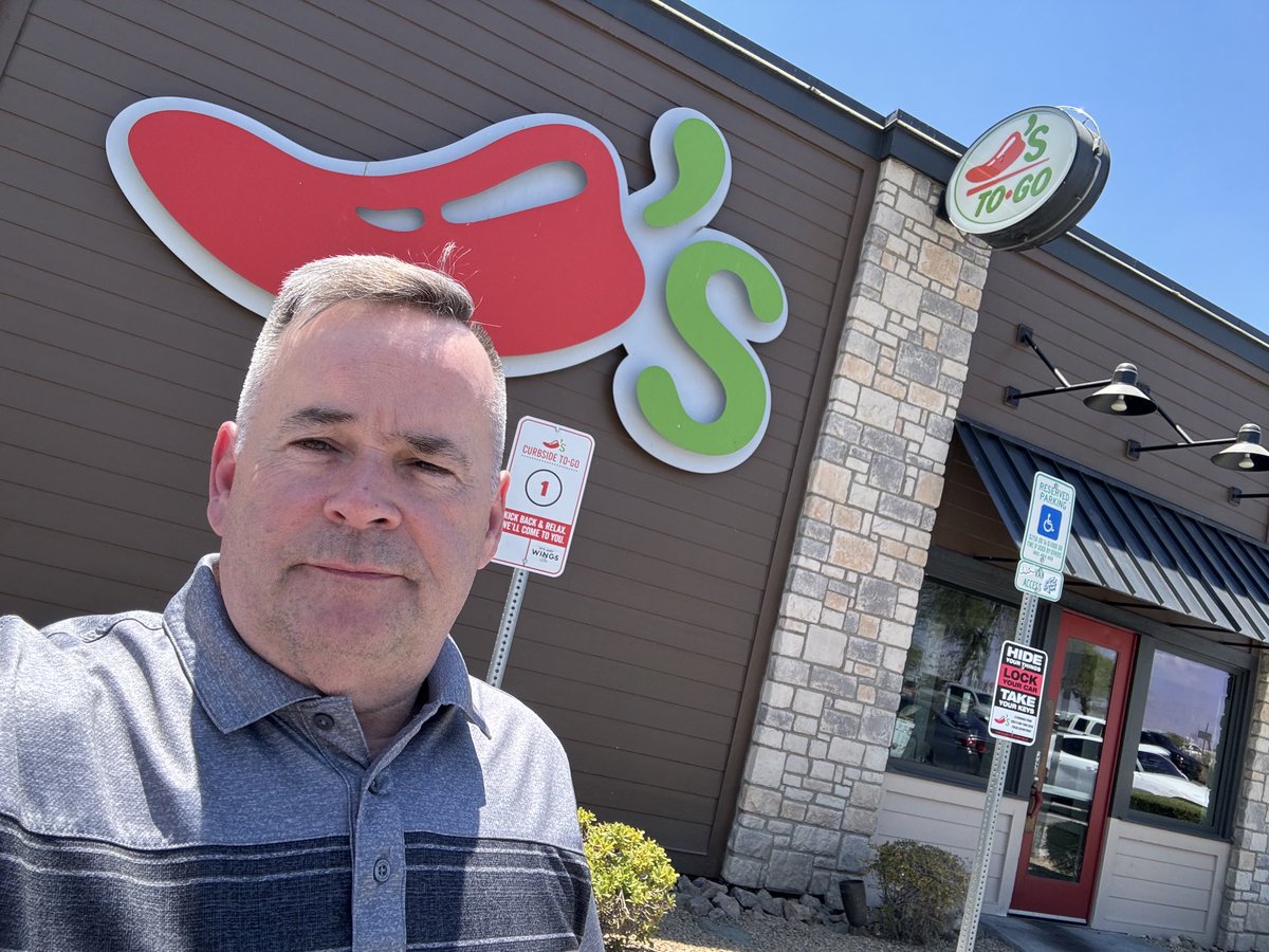 Ian Duffy (@iand7316) on Twitter photo When you are on vacation and stop in for a Smasher Burger and it hits the spot. Thanks for the hospitality South Las Vegas #1142. I sure will be back. <a href="/SgtQ_USMC/">Anibal Quinones / Q</a> <a href="/swh7668/">Scott Hermann</a> When you are on vacation and stop in for a Smasher Burger and it hits the spot. Thanks for the hospitality South Las Vegas #1142. I sure will be back. <a href="/SgtQ_USMC/">Anibal Quinones / Q</a> <a href="/swh7668/">Scott Hermann</a>