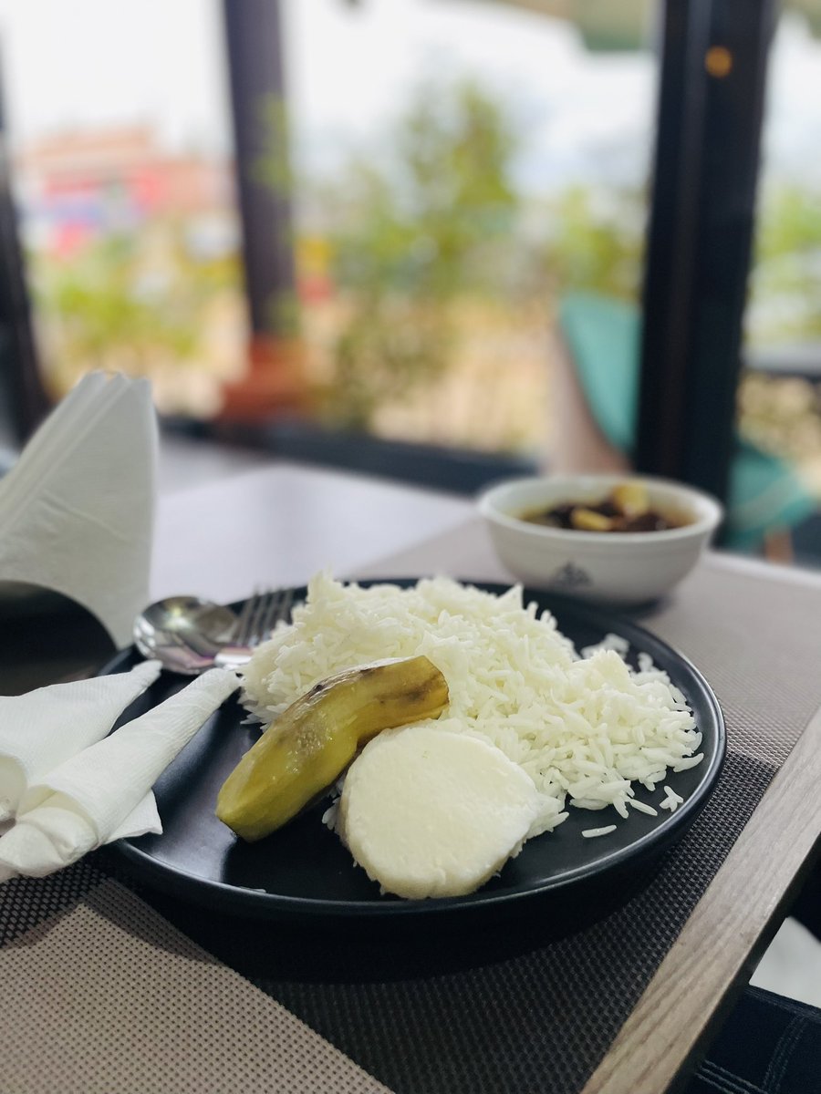 CheatMealsCafe's tweet photo. We have that local food menu as well ready for you  at #CheatMealsCafe

🥙🥗 https://t.co/aKXs7hbkud