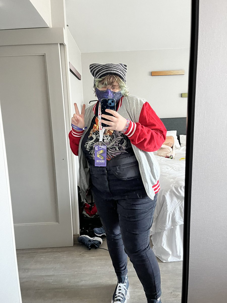 dotmakesdots's tweet photo. catch the goober @ #VidConAN24 today!!! https://t.co/WqziMtHWmO