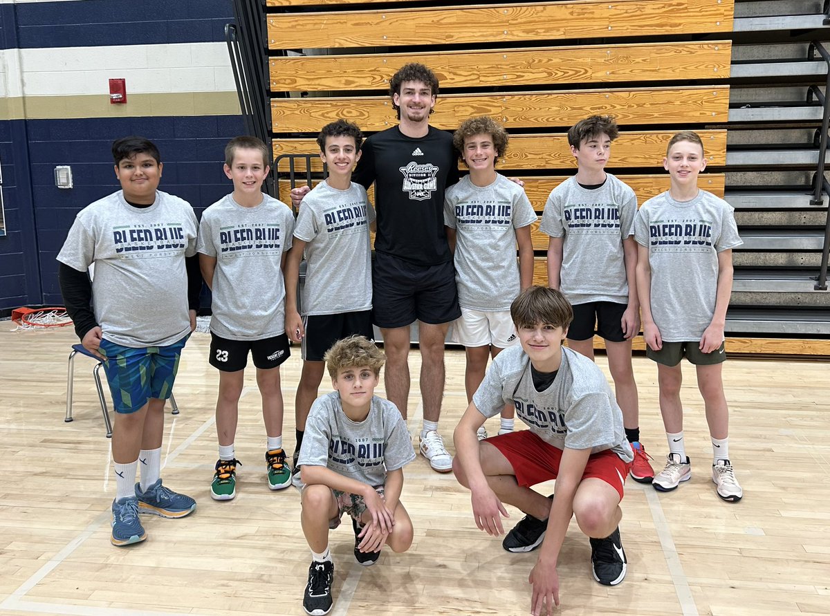 <a href="/tylerpepin4/">tyler pepin</a> and <a href="/ConnorDest16709/">Connor Destefano</a> with the 2 groups of 7th graders, and <a href="/michaelzabo/">michael zabetakis</a> with the 8th grade group. 
Thanks to all that came to the camp… we LOVED working with the future Wolverines.