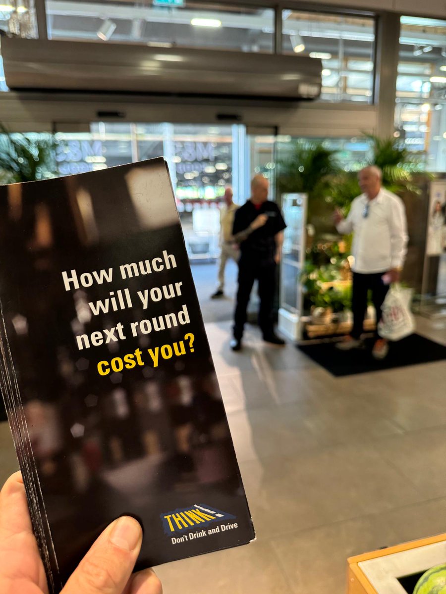 Blue Watch have taken some time this week to speak to the public regarding the dangers of drink and drug driving. One of the five main causes of deaths on the road is related to drink and drugs, make sure you get home safely; book a taxi, take the bus or  train #Fatal5