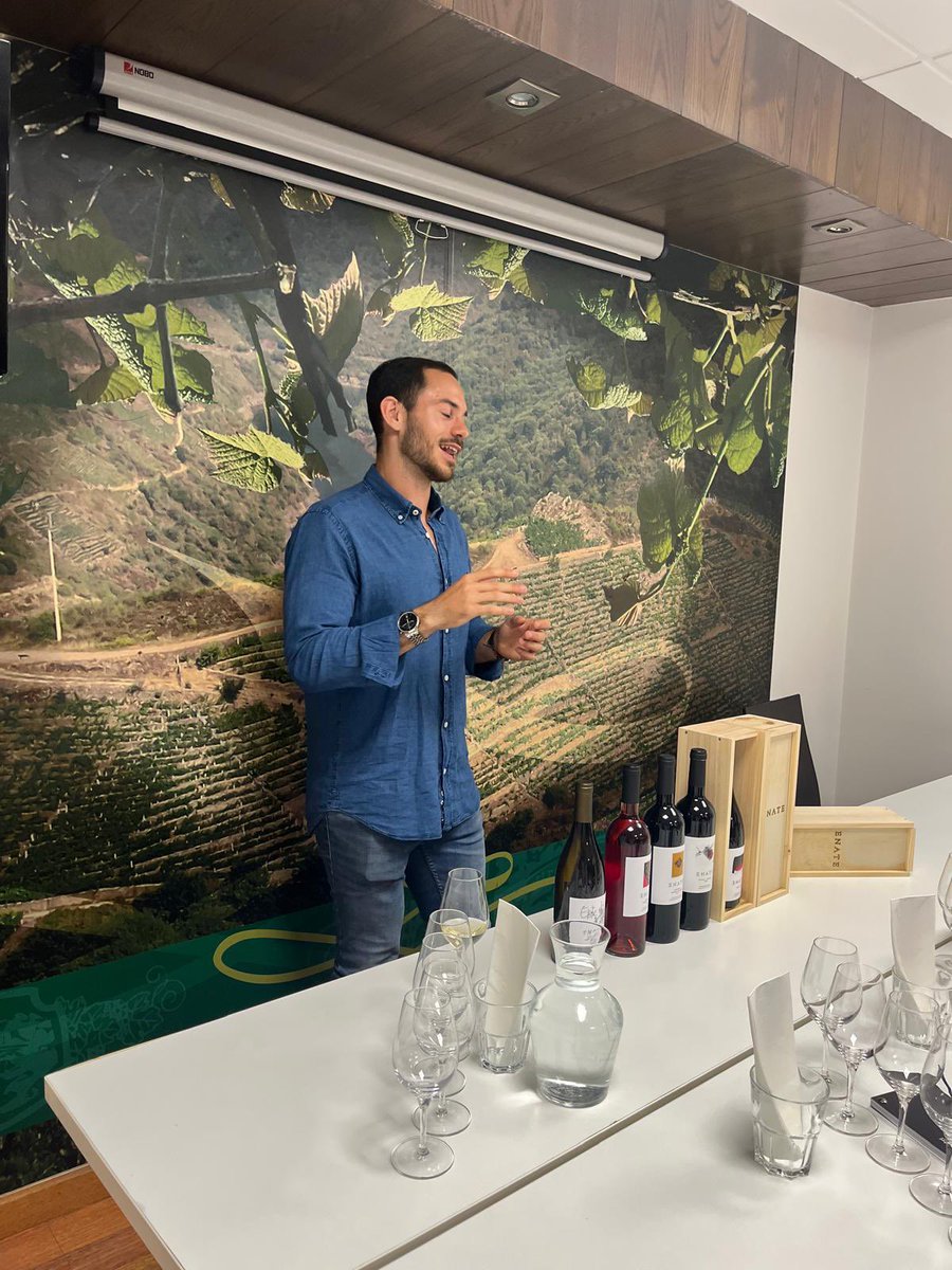 labodeguillascq's tweet photo. Catamos ENATE Rosado 2023, ENATE Chardonnay- F. barrica 2022, ENATE Syrah-Shiraz 2019, ENATE Reserva 2018 e ENATE UNO 2016 https://t.co/xO6xOqyR3e