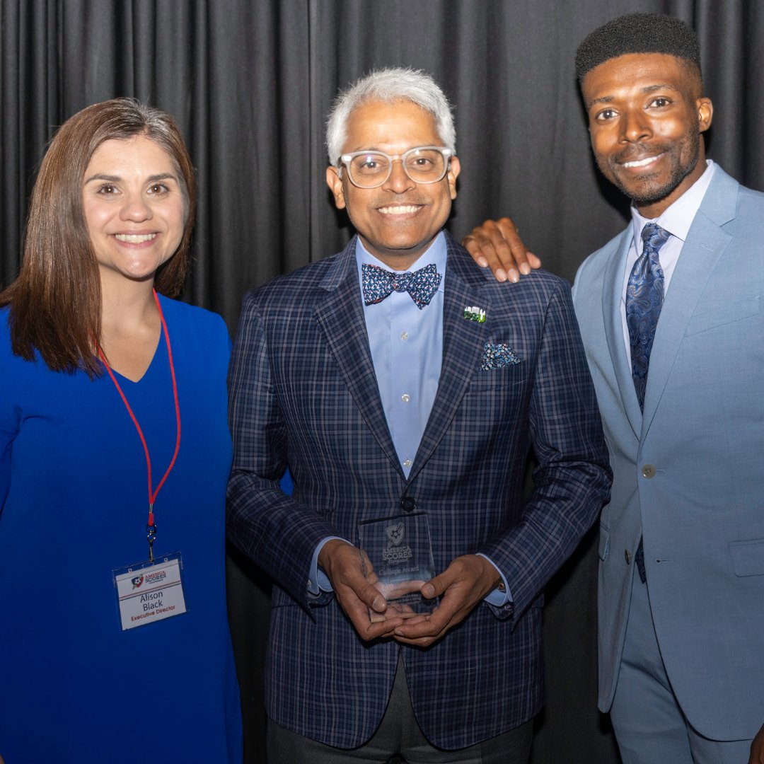 Cleveland SCORES tweet media