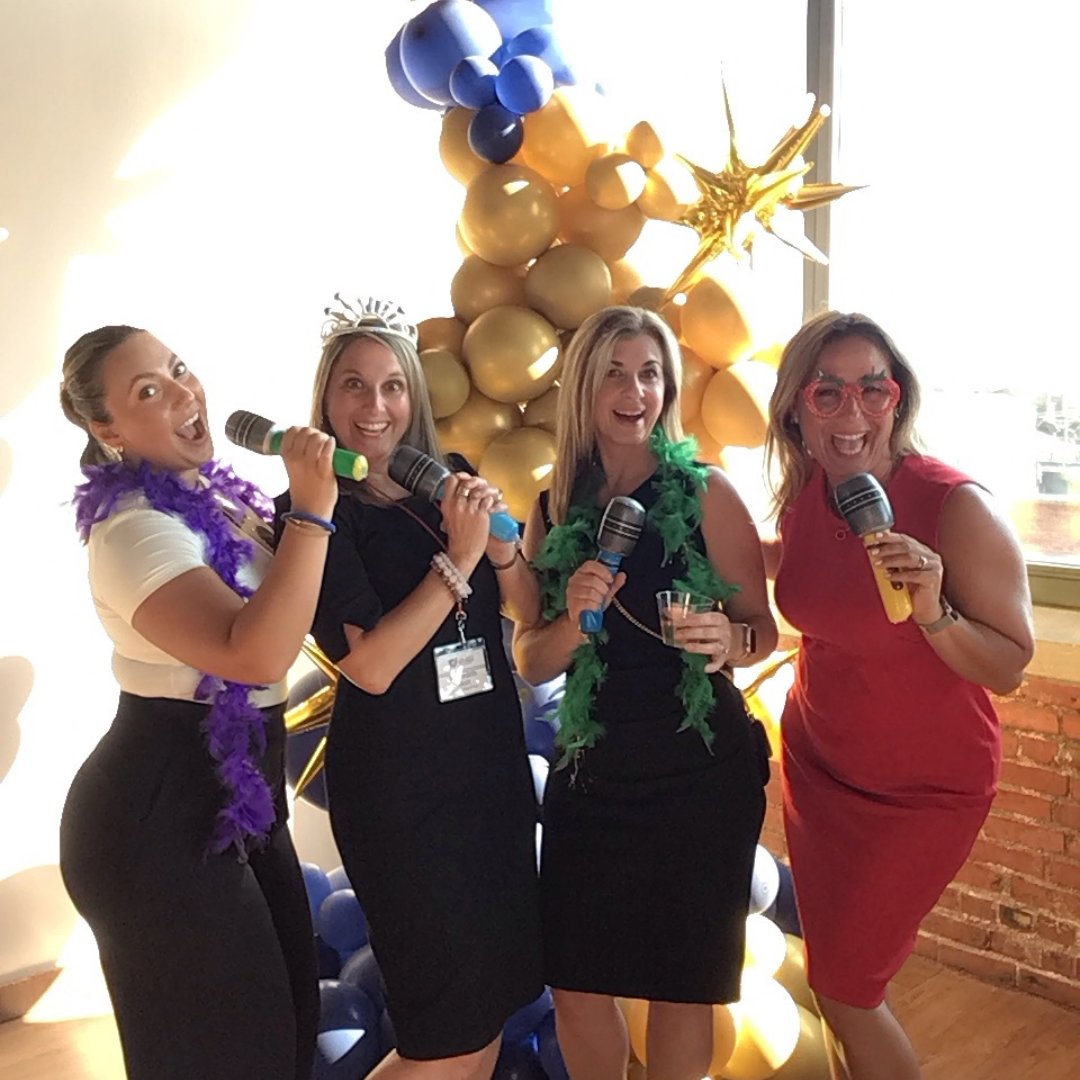 Cleveland SCORES tweet media