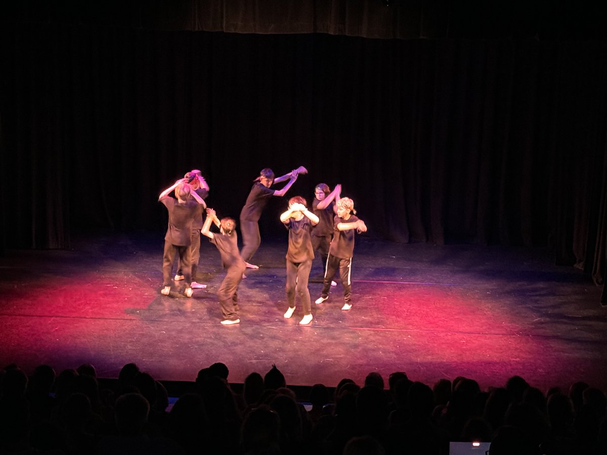 Harrow Way School tweet media