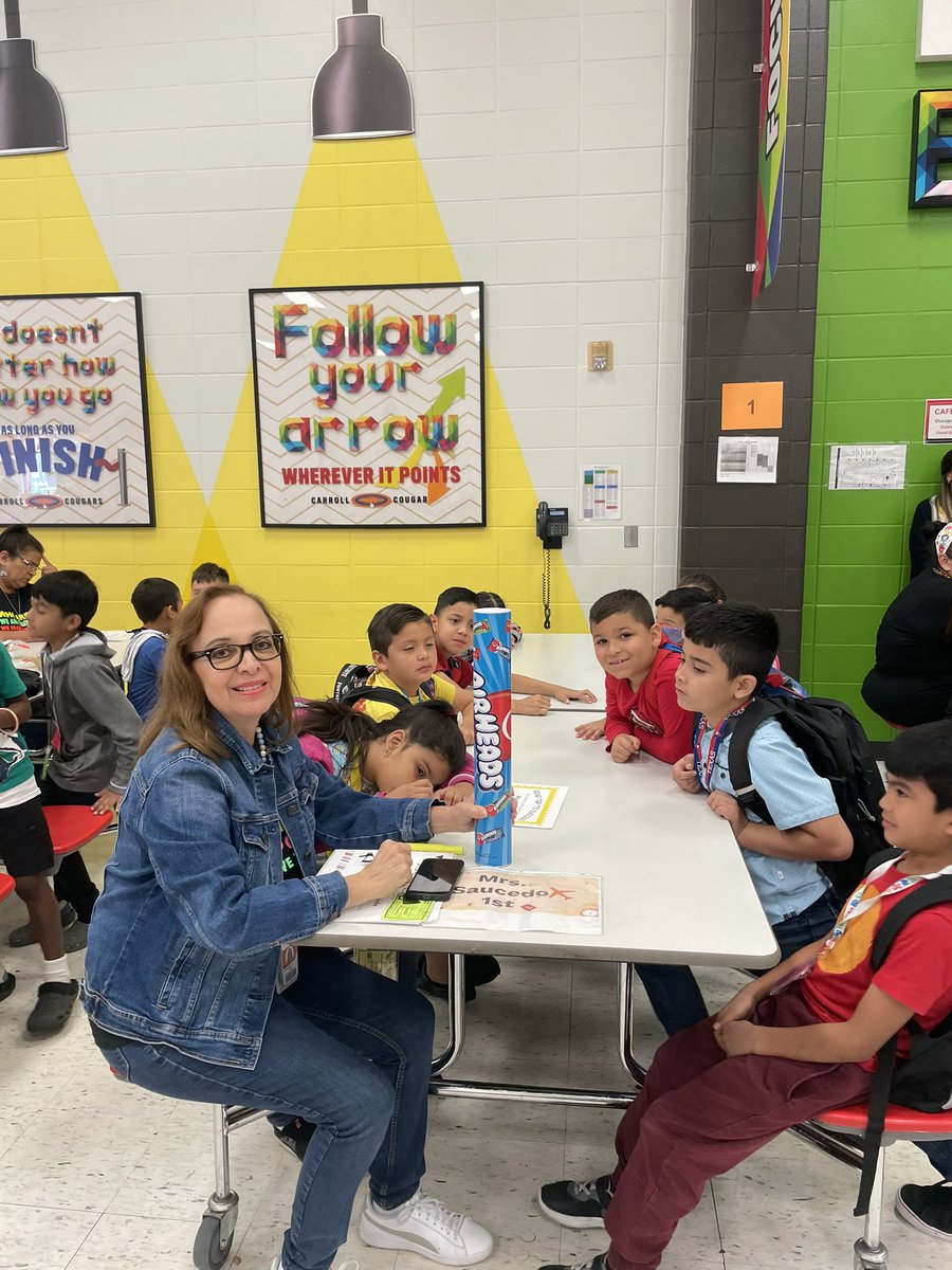 MrsGutierrez2's tweet photo. Good morning from Camp Carroll @franks_kesha always with great energy ☀️ @AldineES_Summer  #CampCarrollUSA24 https://t.co/AiOja0UDtx