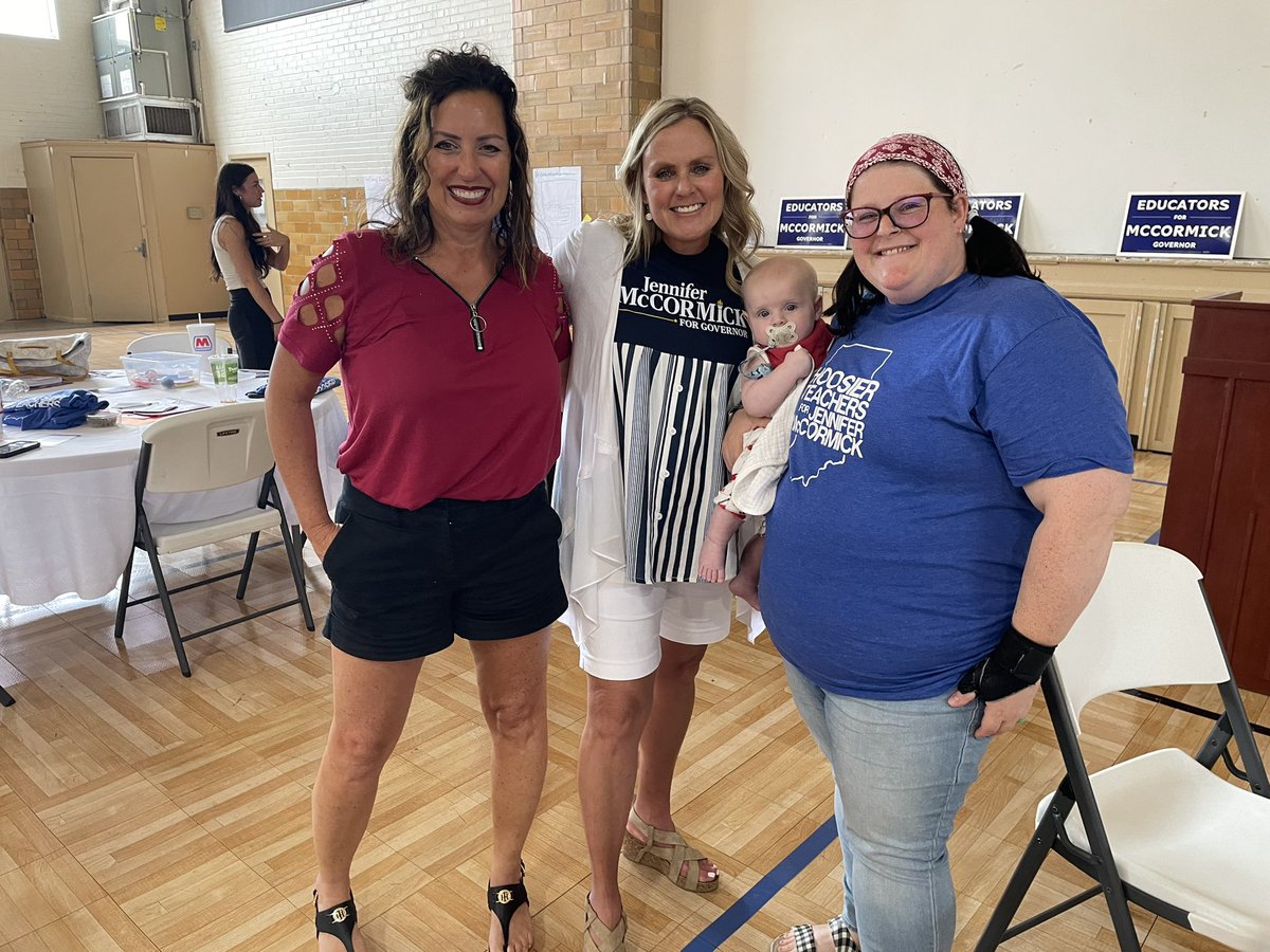 mlaw217's tweet photo. We need Dr. Jennifer McCormick as governor of Indiana!  She is our best option by far and truly cares about Hoosiers and their families!  

Reproductive Rights
Jobs
Unions
Public Education

Make sure to vote #McCormickforGovernor in November! https://t.co/z8RtKrIF6K