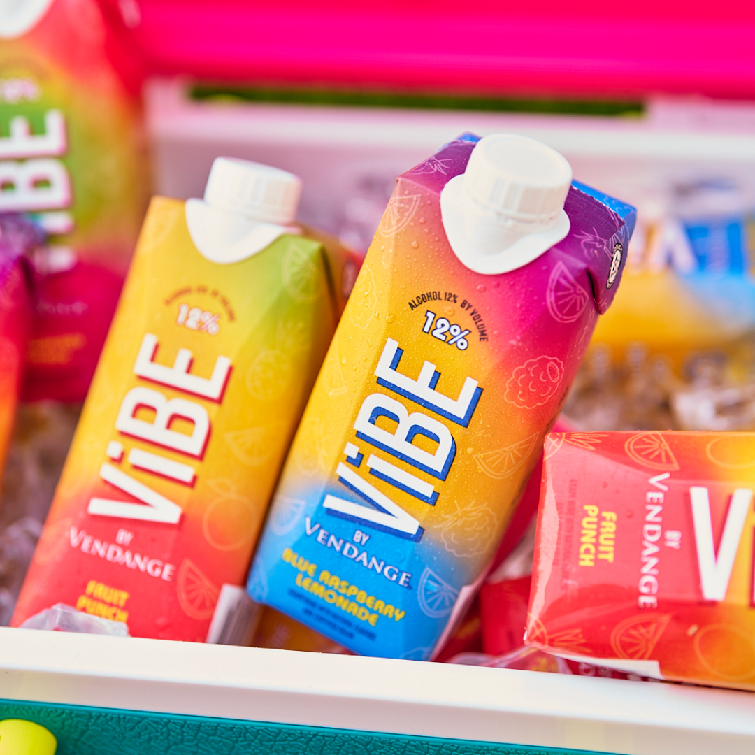 It's always a vibe at DIDO ✌️ We're so stoked to partner with @VibeByVendange  this year to bring you fruity, festival-friendly refreshment to take on the go. Find it at the bars during Day In Day Out! 21+ only.