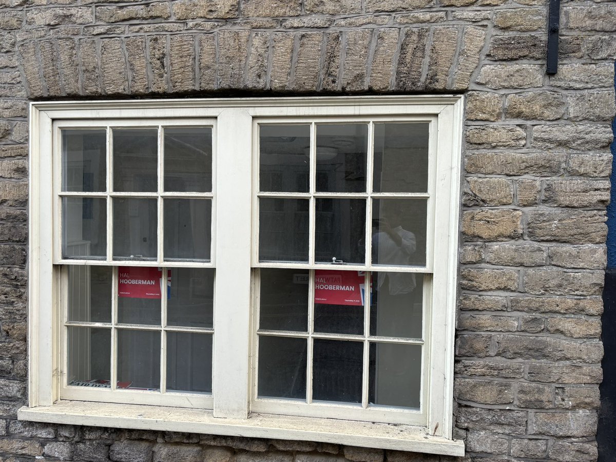 halhooberman's tweet photo. Bruton is red!

Vote Labour in #GlastonburyandSomerton

#Bruton #Glastonbury #Somerton https://t.co/vv7Ug0lSBM