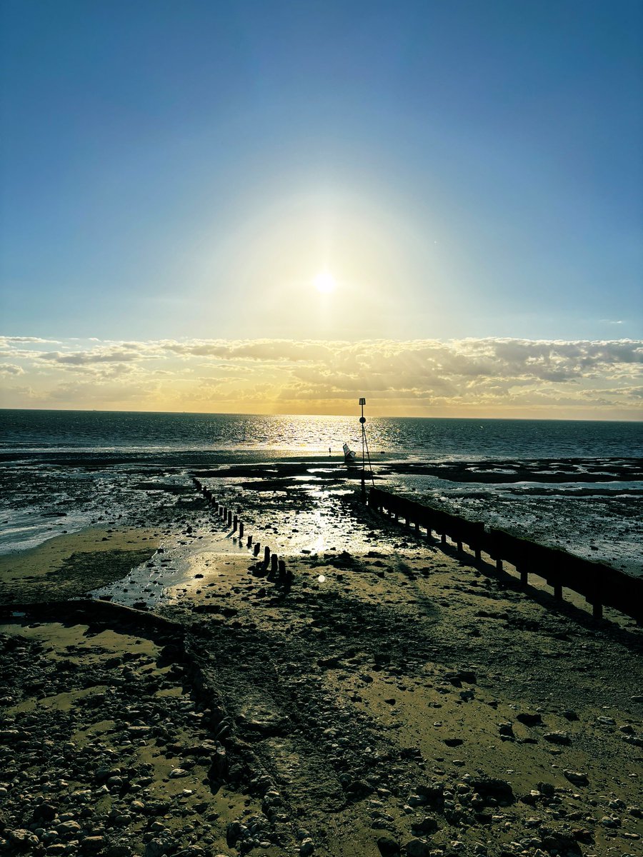 Jason Bourne tweet media