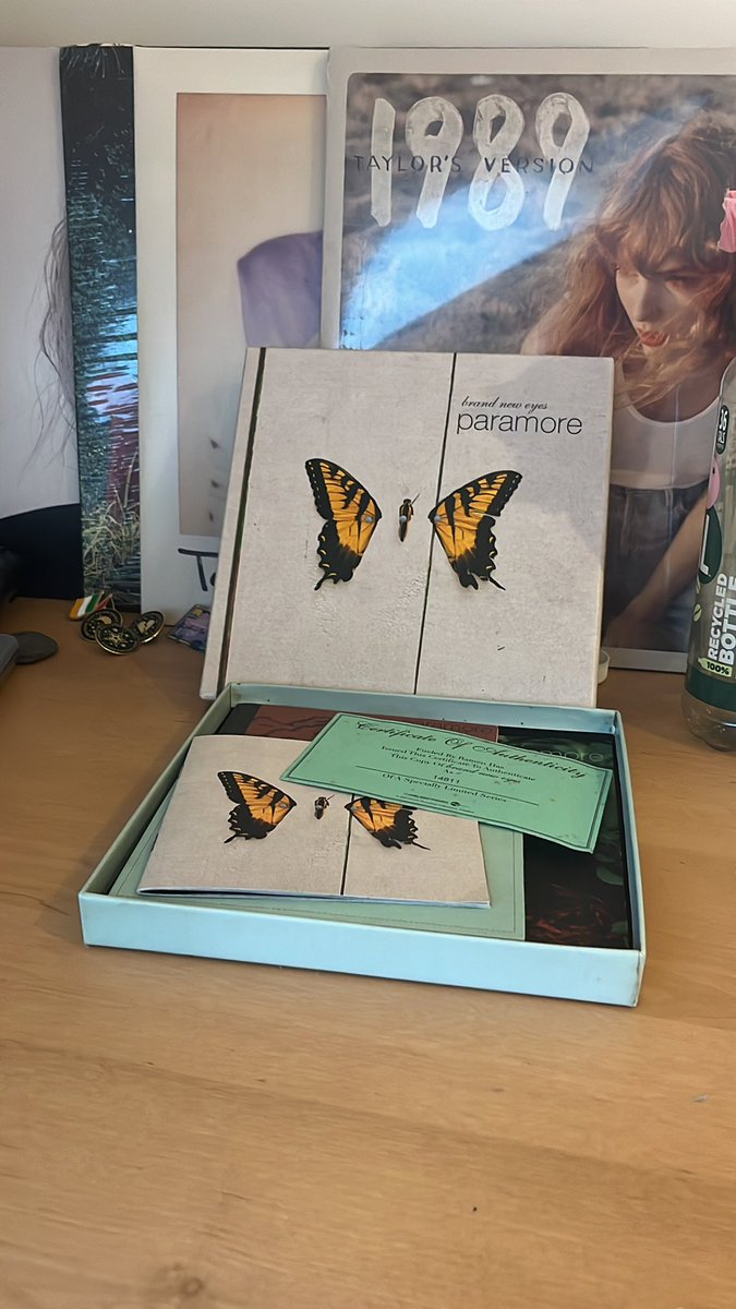 fueledbyrobert's tweet photo. if you have one of these you should be given front row for Paramore’s set at the Eras Tour… we need to respect our veterans… https://t.co/Ry7mlcdSBv