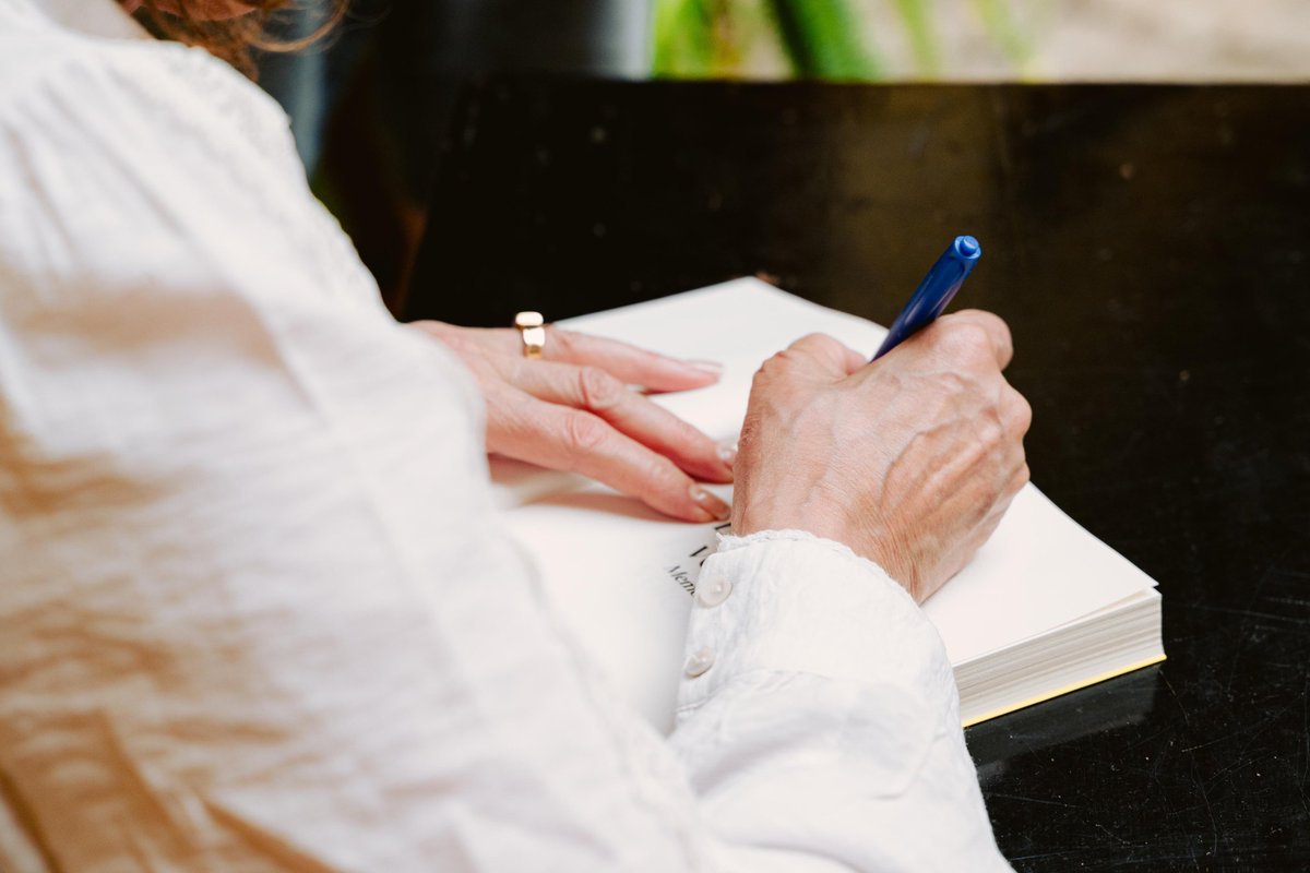 Icod de los Vinos tweet media