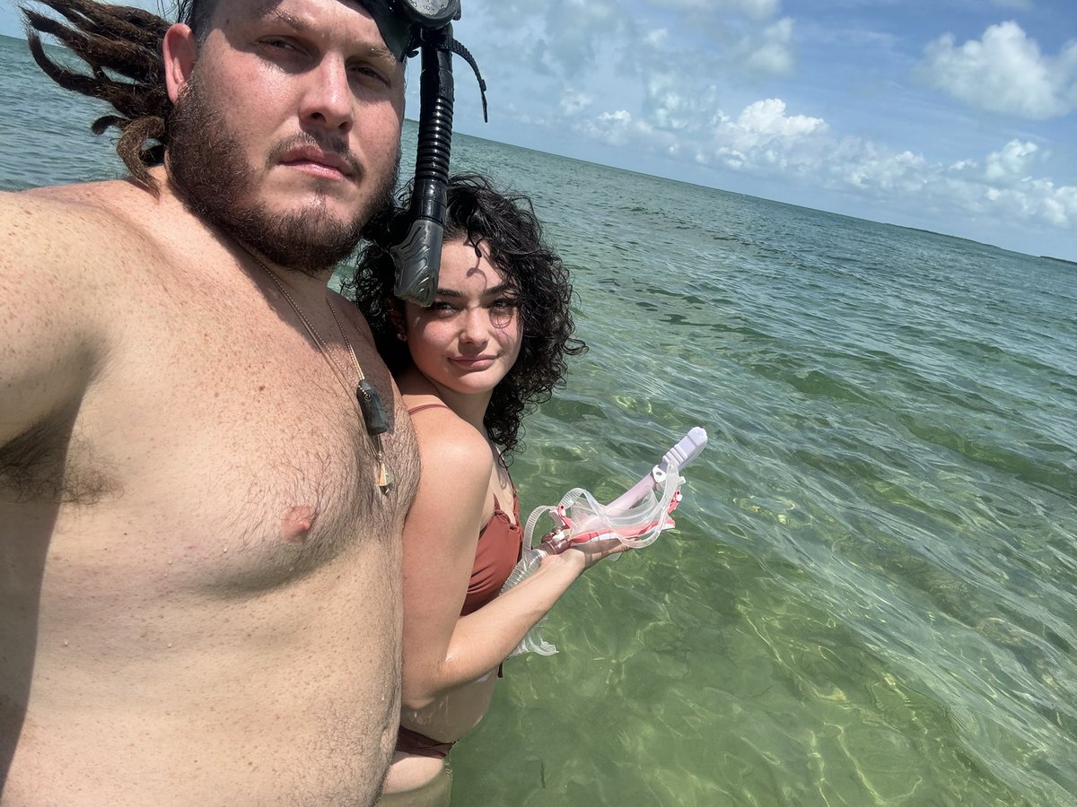 fierceweird0_'s tweet photo. Can you say baecation 😍🥰 https://t.co/irqYsY5AE9