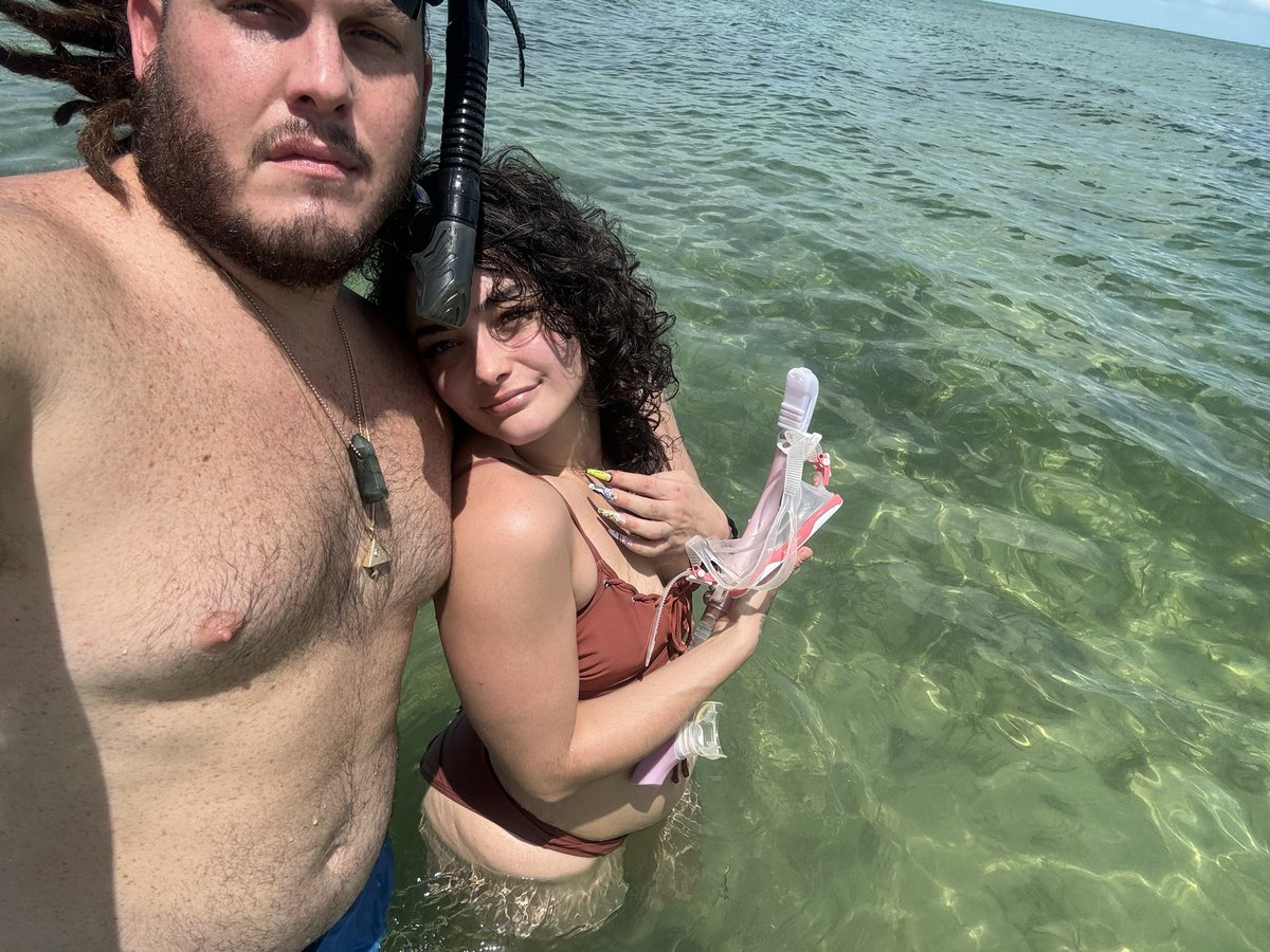 fierceweird0_'s tweet photo. Can you say baecation 😍🥰 https://t.co/irqYsY5AE9
