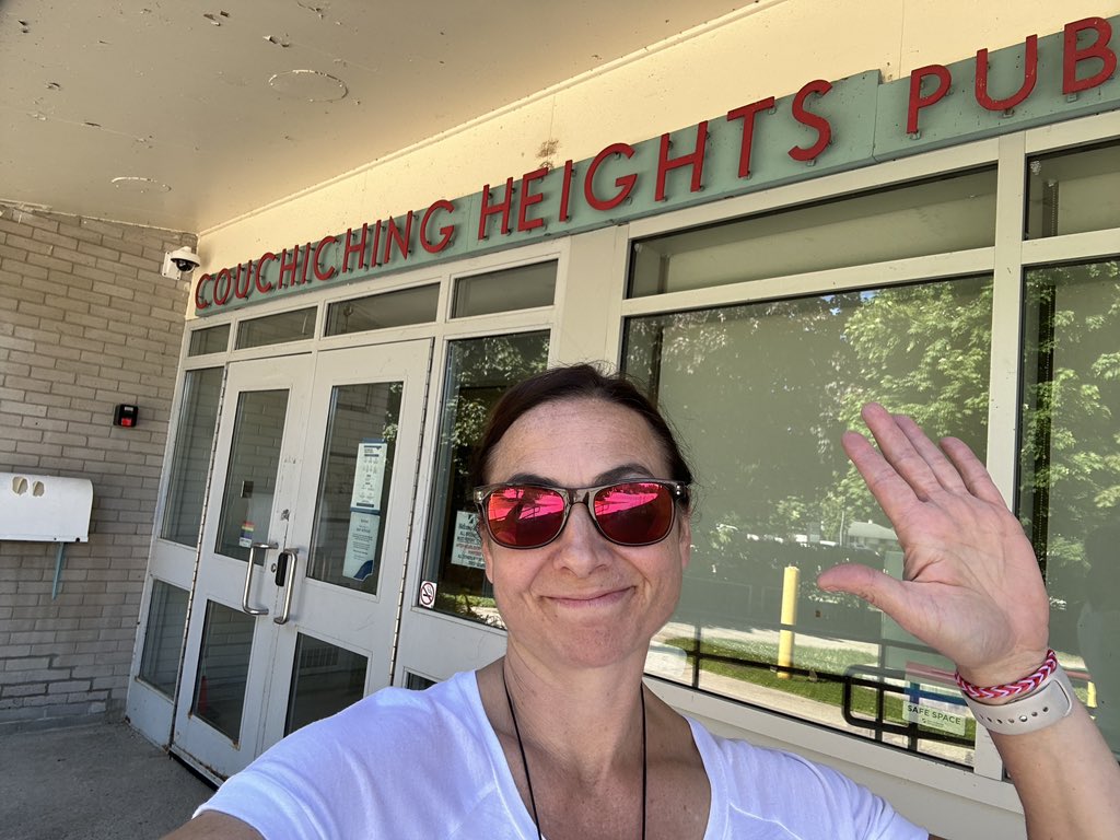 CouchichingHeightsPS tweet media