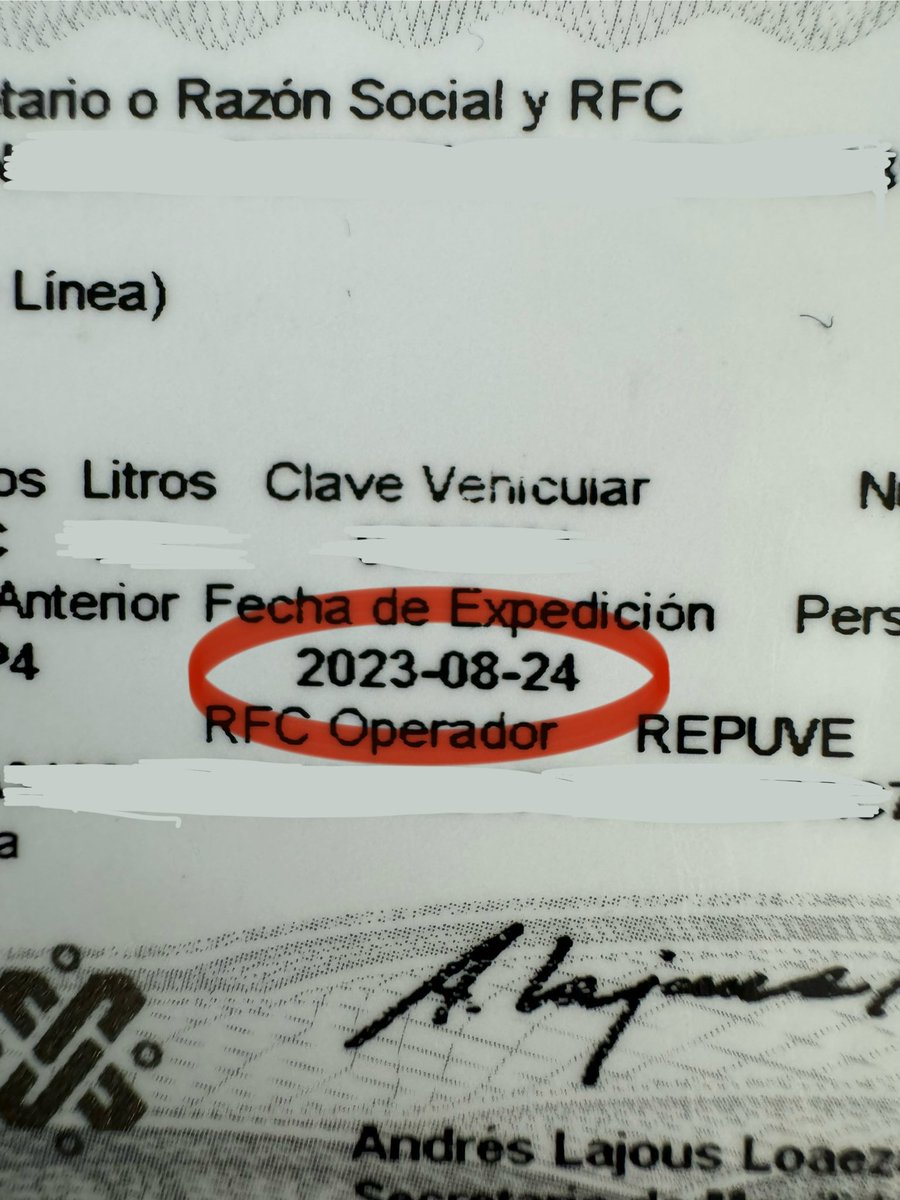 caliadventuremx's tweet photo. Ahora resulta que tengo una infracción. La placa la tengo desde el 24 de agosto del 2023 y la infracción es de Mayo del 2022. Nada cuadra. 
Curiosamente en el botón de Boleta de Sanción no abre nada. Ayuda @SSC_CDMX @LaSEMOVI @nmas @AztecaNoticias @Finanzas_CDMX https://t.co/gYApP9l1zR