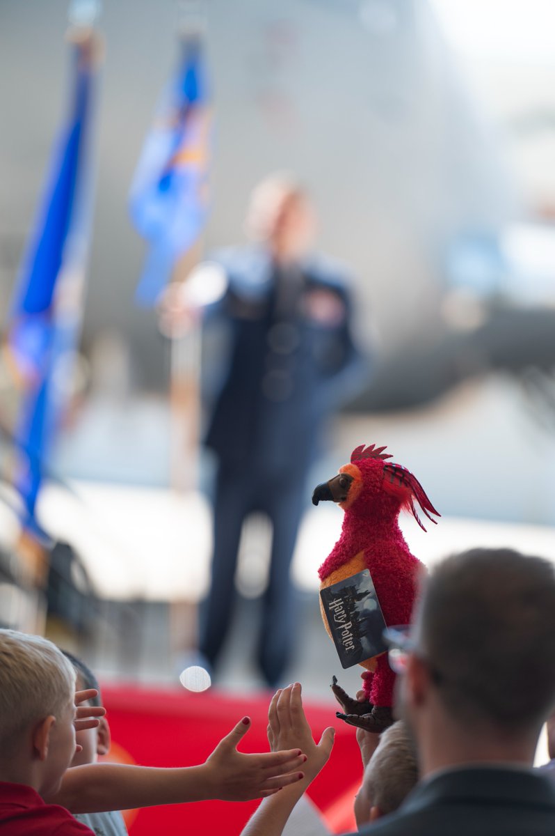 THE PHOENIX HAS RISEN🔥

Lt. Col. Brandon Stock relinquished command of the 64th Air Refueling Squadron to Lt. Col. Travis Harvey June 27, 2024.

This was the first change of command for the 64th ARS since the unit was stood up in July, 2022.

#AlwaysReadyAlwaysThere