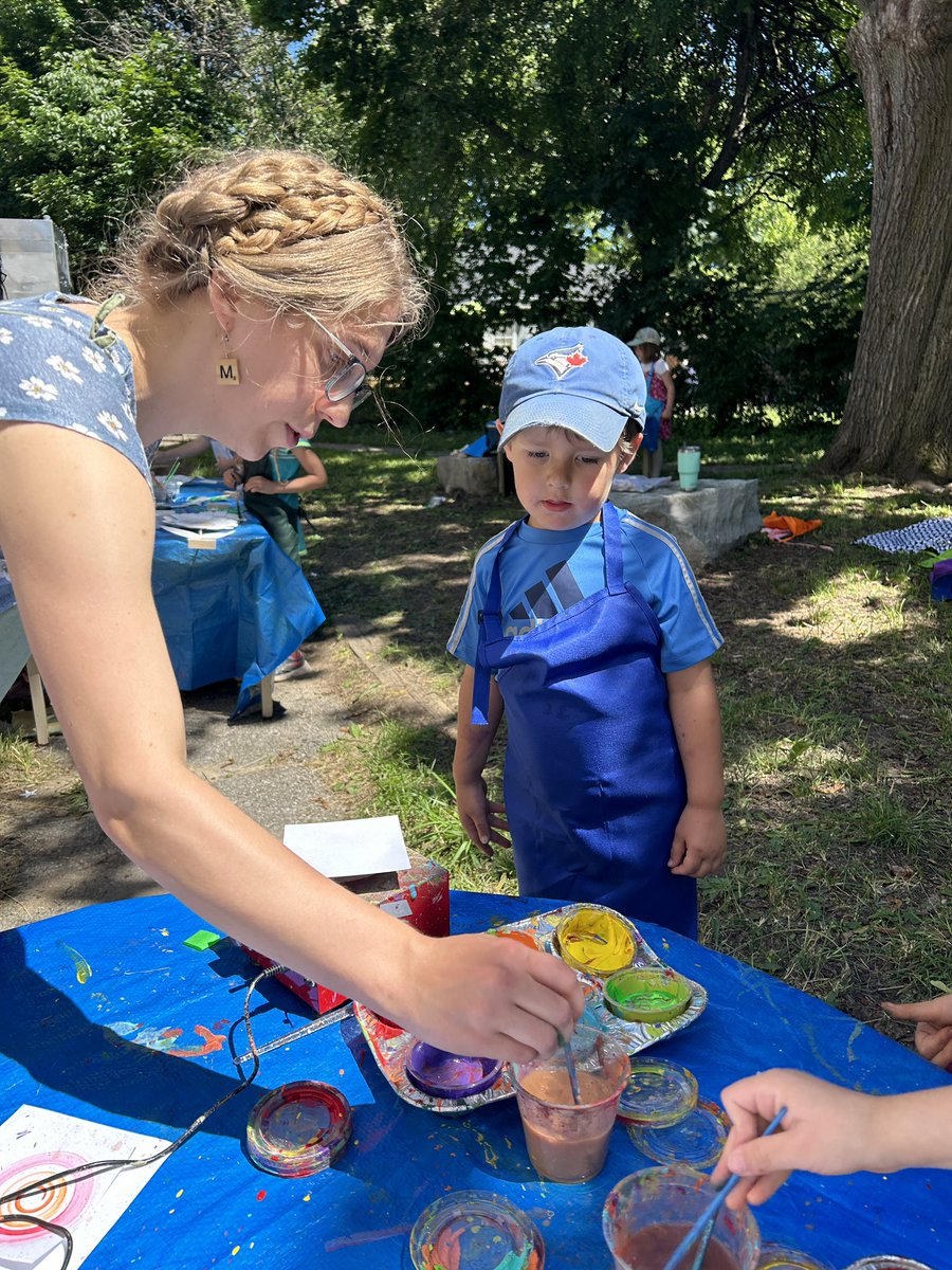 CouchichingHeightsPS tweet media