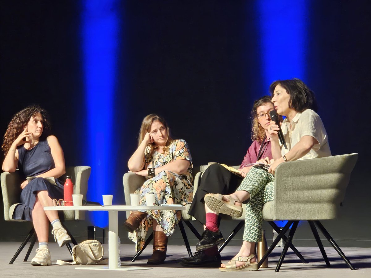 Giuseppina Sapio (@giu_sapio) on Twitter photo Super soirée débat autour des législatives ce soir à <a href="/Sorbonne_Nvelle/">Université Sorbonne Nouvelle</a> avec des interventions éclairantes de <a href="/ArnauddMercier/">Arnaud Mercier</a> <a href="/kdjavadzadeh/">Keivan Djavadzadeh</a> <a href="/sophiejehel/">Sophie Jehel</a> <a href="/vjulliar/">Virginie Julliard</a> <a href="/camilacesar/">Camila Moreira Cesar</a>
Rdv le 4 juillet, venez ou suivez en ligne !!! 🔥🔥🔥
+ d'infos ici ⬇️ univ-paris3.fr/double-soiree-… Super soirée débat autour des législatives ce soir à <a href="/Sorbonne_Nvelle/">Université Sorbonne Nouvelle</a> avec des interventions éclairantes de <a href="/ArnauddMercier/">Arnaud Mercier</a> <a href="/kdjavadzadeh/">Keivan Djavadzadeh</a> <a href="/sophiejehel/">Sophie Jehel</a> <a href="/vjulliar/">Virginie Julliard</a> <a href="/camilacesar/">Camila Moreira Cesar</a>
Rdv le 4 juillet, venez ou suivez en ligne !!! 🔥🔥🔥
+ d'infos ici ⬇️ univ-paris3.fr/double-soiree-…