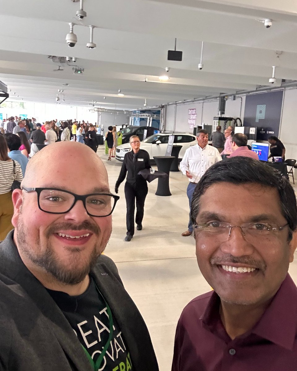 WEtechAlliance's tweet photo. Congratulations to the four amazing innovators who won the #Detroit Smart Parking Lab Autonomous Movement Challenge π WEtech attended with #YQG - based Startup Think Digits, a new friend we met at #CollisionConf! https://t.co/Mlr4OuZaSq