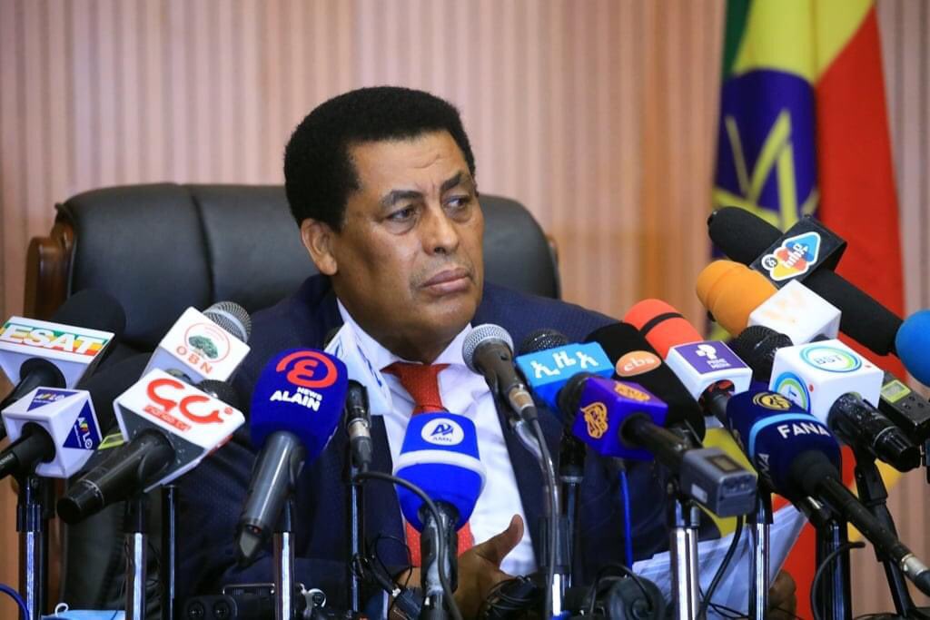 Enmohed's tweet photo. The spokesperson of the Ministry  of the Federal Republic of Ethiopia 🇪🇹H.E. Ambassador Dina Mufti, has officially announced that the MoU is in effect, and they are also announcing the recognition of the Republic of Somaliland these days.
#Somaliland #Ethiopia https://t.co/WKrBuHhj49