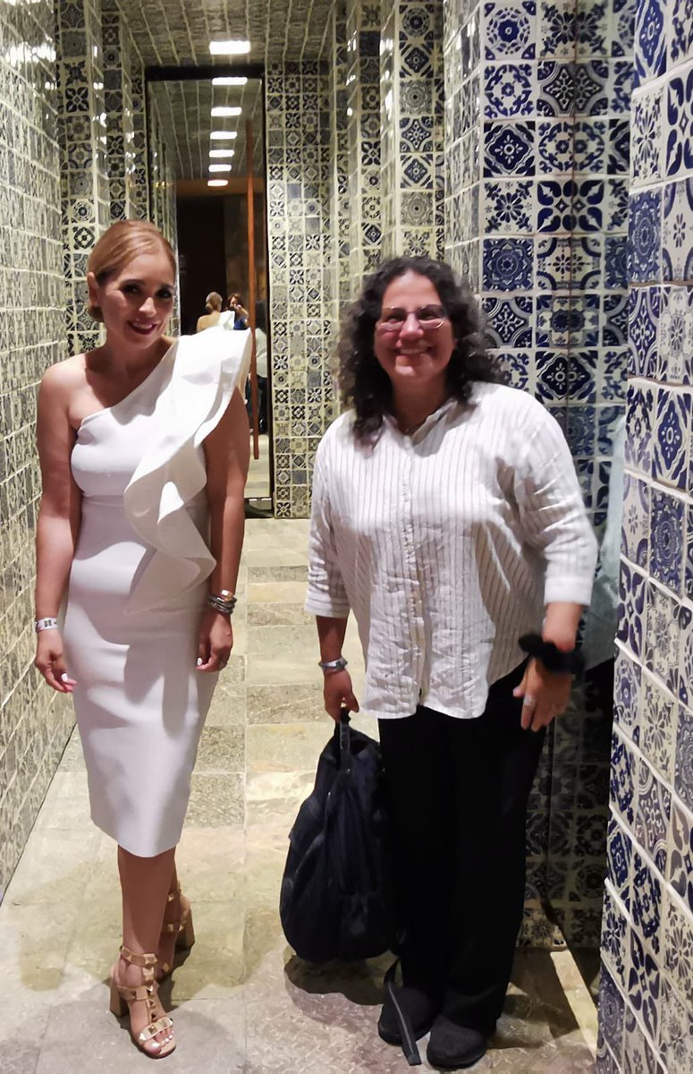 Gracias <a href="/A_Varillas/">Adriana Varillas</a> eres una gran admirada, querida  y respetada amiga! 😘 3era edición del <a href="/FestivalPaaxGNP/">Festival Paax GNP</a> de <a href="/alondradlp/">Alondra de la Parra</a> presentado por <a href="/GNPSeguros/">GNP Seguros</a> en el <a href="/HotelXcaretArte/">Hotel Xcaret Arte</a>