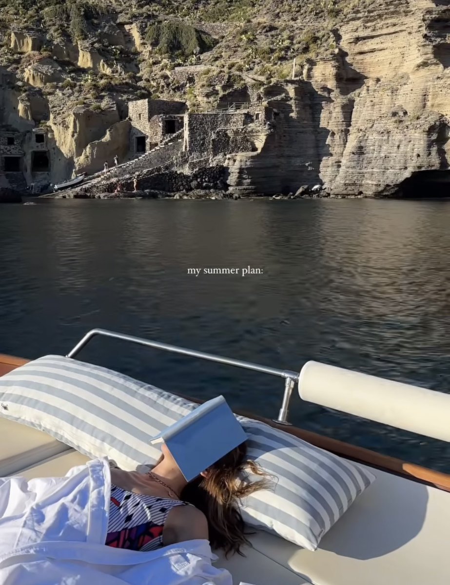 𝓐. (@silkvanille) on Twitter photo 