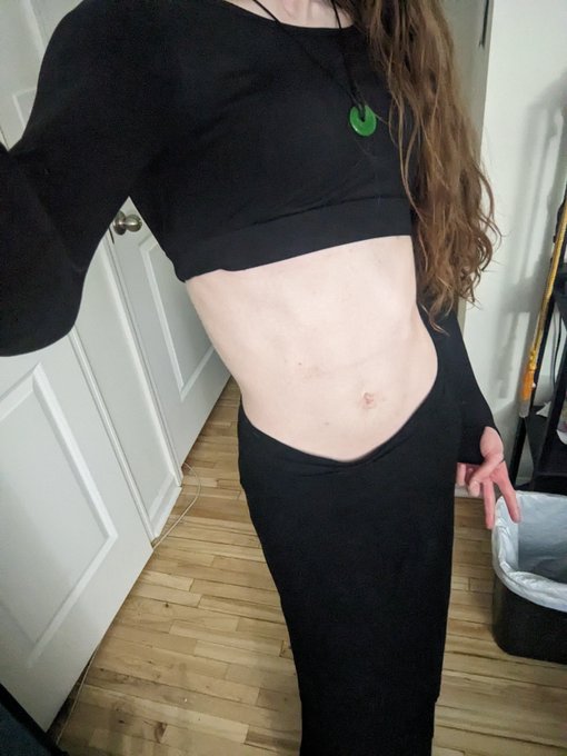 Kinda vibing with this tbh😳  #transfashion #trans #fashion #egirl #womensfashion #midriff https://t.<a href="/tag/transfashion"class="tags">#transfashion</a><a href="/tag/trans"class="tags">#trans</a><a href="/tag/fashion"class="tags"><span>#fashion</span></a><a href="/tag/womensfashion"class="tags"><span>#womensfashion</span></a><a href="/tag/midriff"class="tags"><span>#midriff</span></a><a href="/tag/egirl"class="tags"><span>#egirl</span></a>