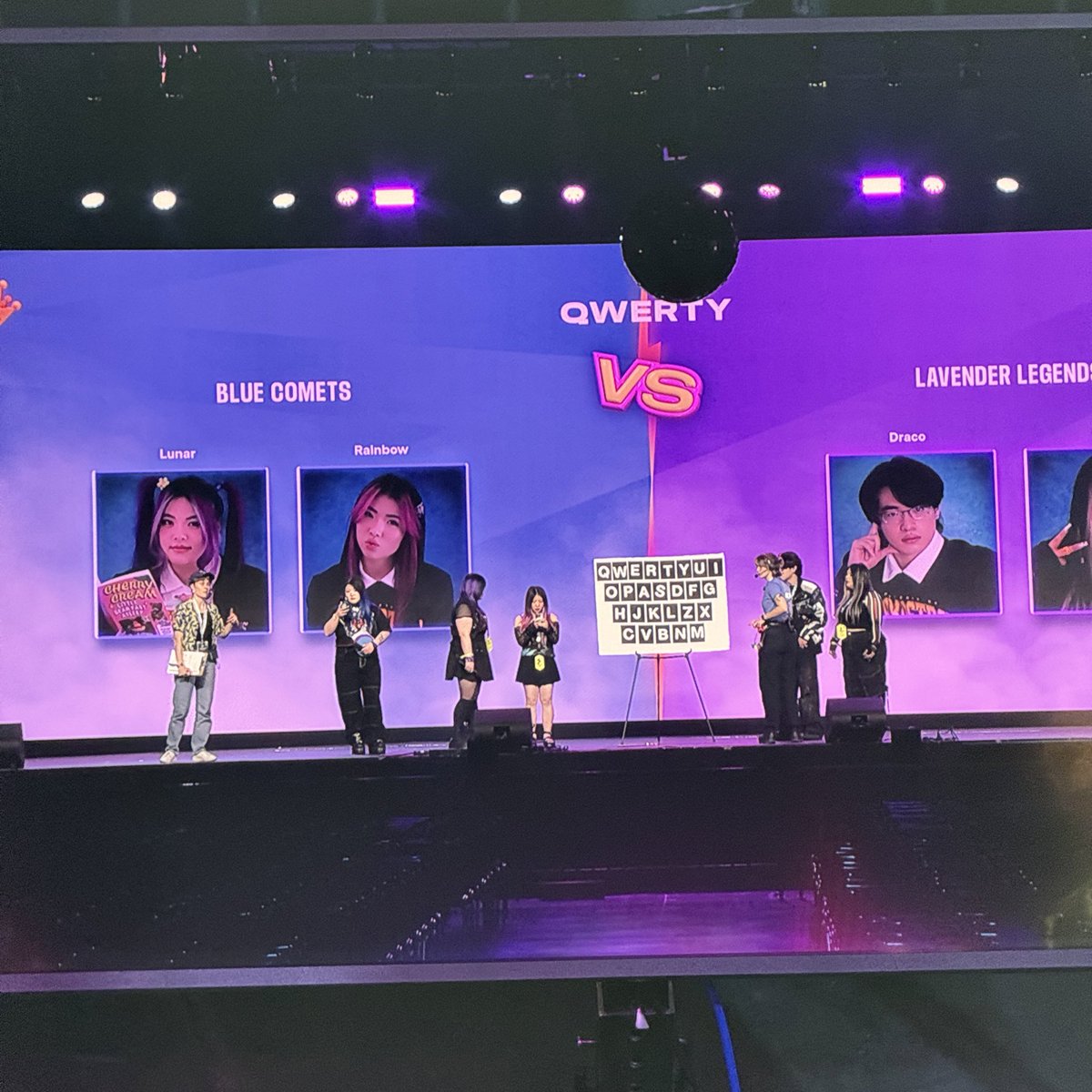 ItsFunneh tweet media